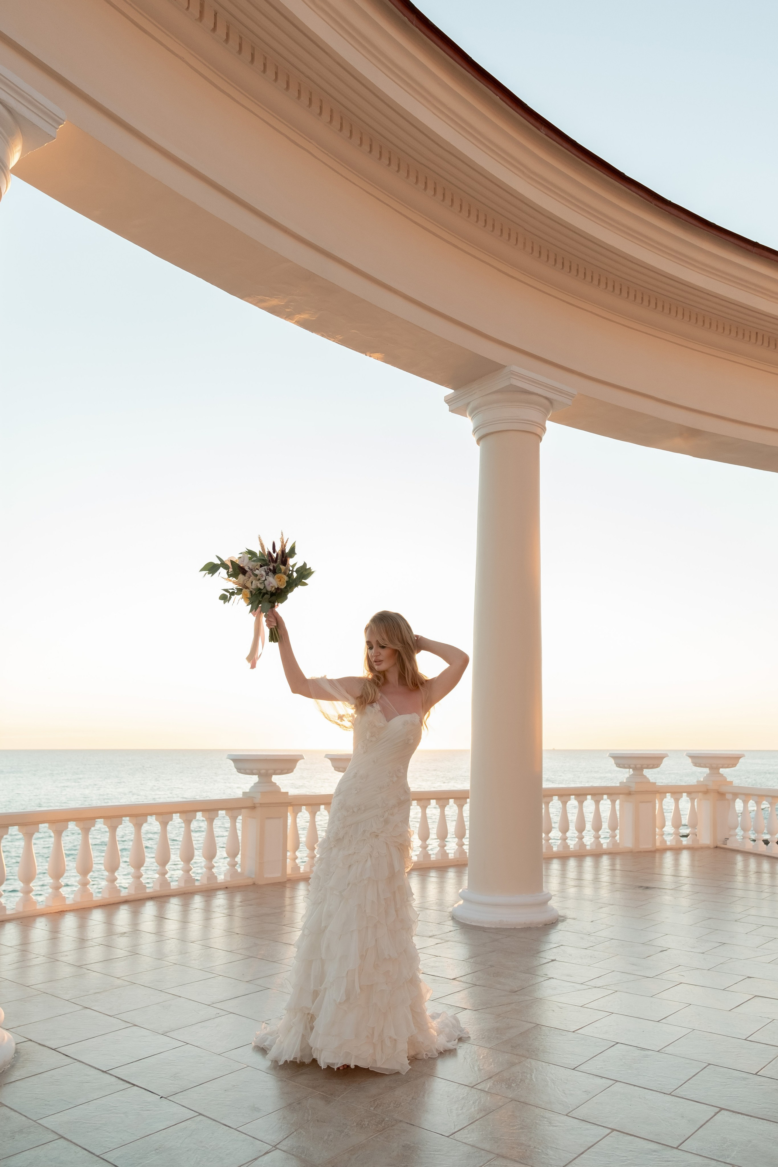 Ротонда. Свадебный Видеограф Фотограф в Сочи