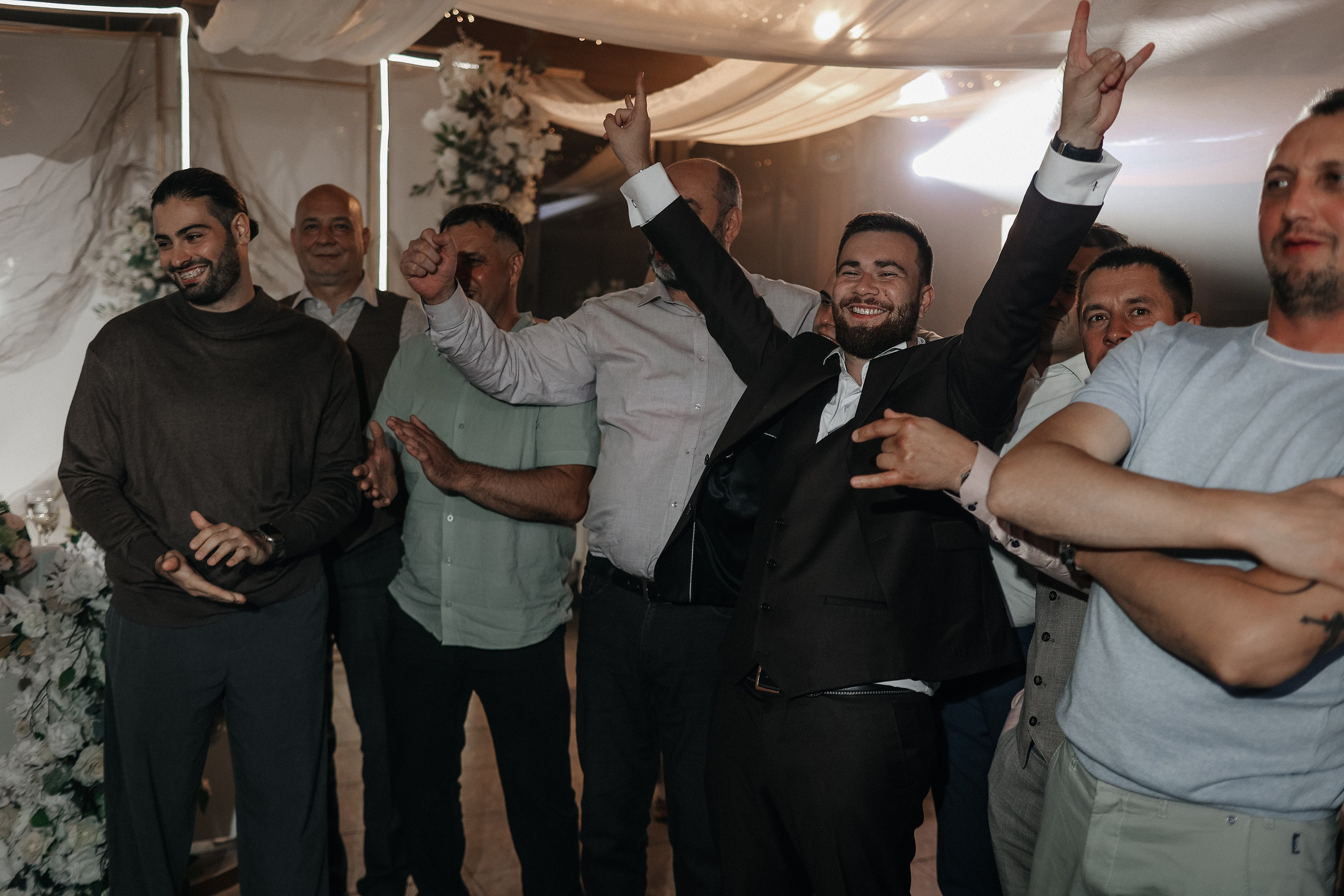 ЮРИЙ&ВАЛЕРИЯ. Фотограф Константин Неретин Магнитогорск, Челябинск, Екатеринбург, Москва, Питер, Тюмень