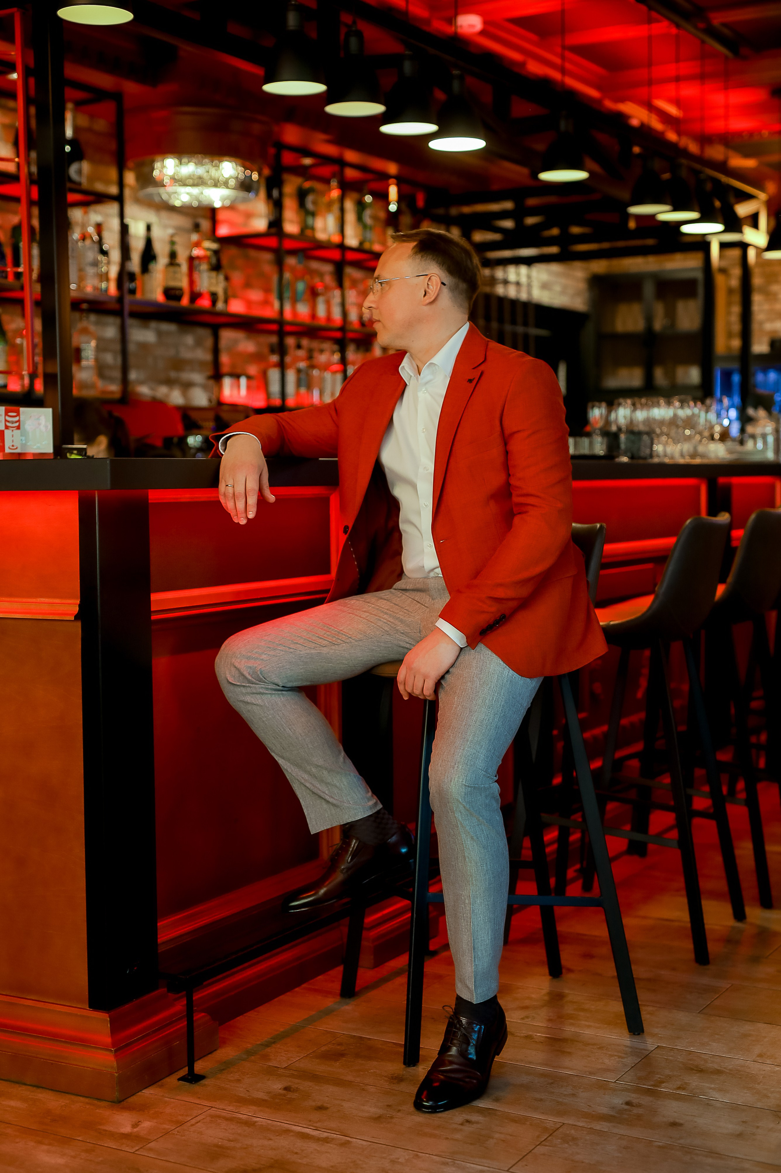 ЮРИЙ. 45 ЯРКИХ ИСТОРИЙ. Фотограф в Москве Ольга Колесникова