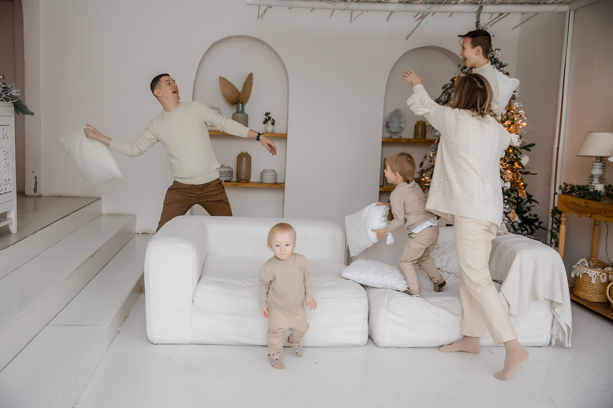 Нескучная новогодняя фотосессия — приношу весь инвентарь с собой. Семейный и детский фотограф в Москве Вера Ускова