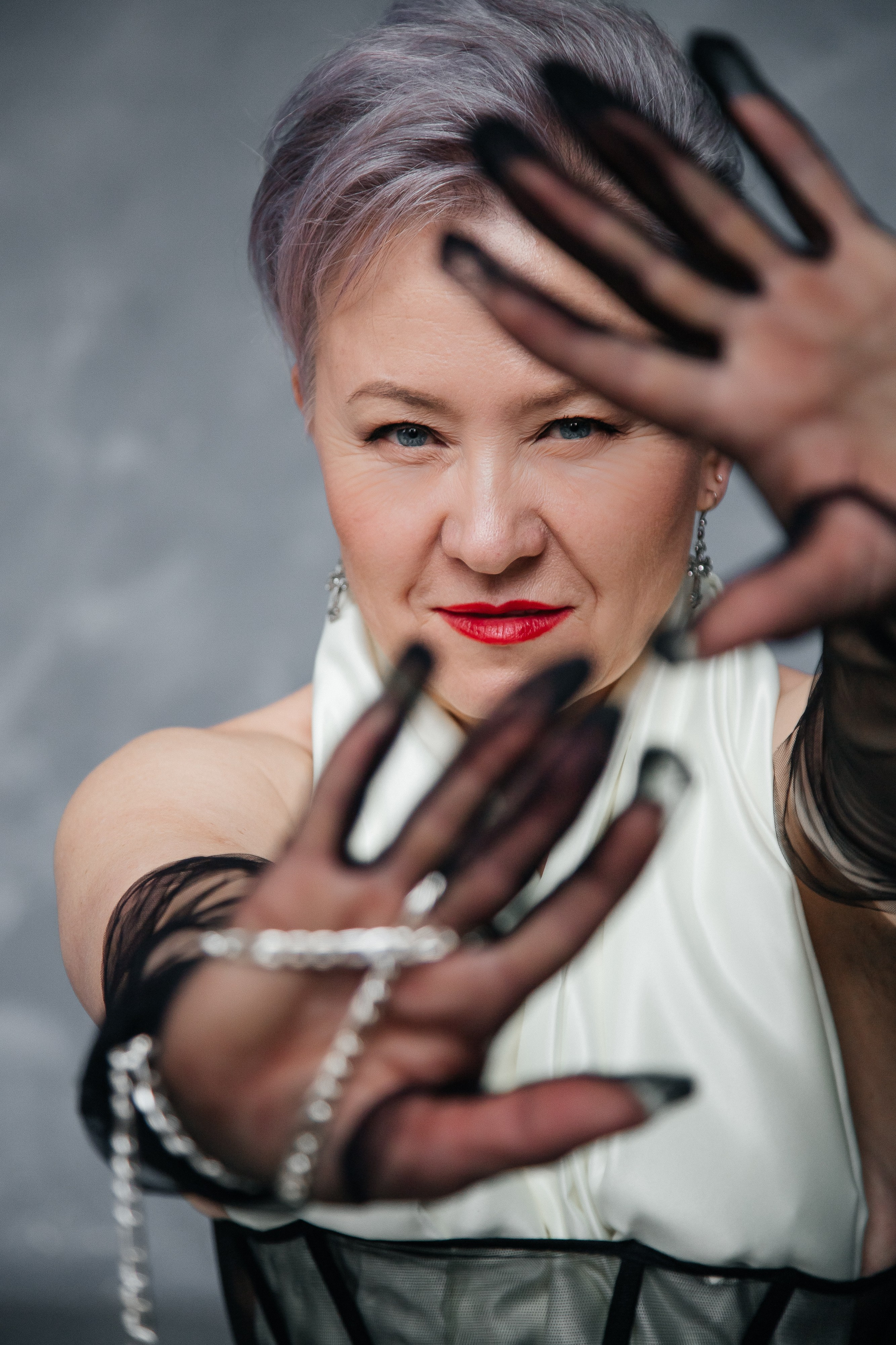 Модель age+. Креативный и женский Фотограф Омске Наталья Лебедева