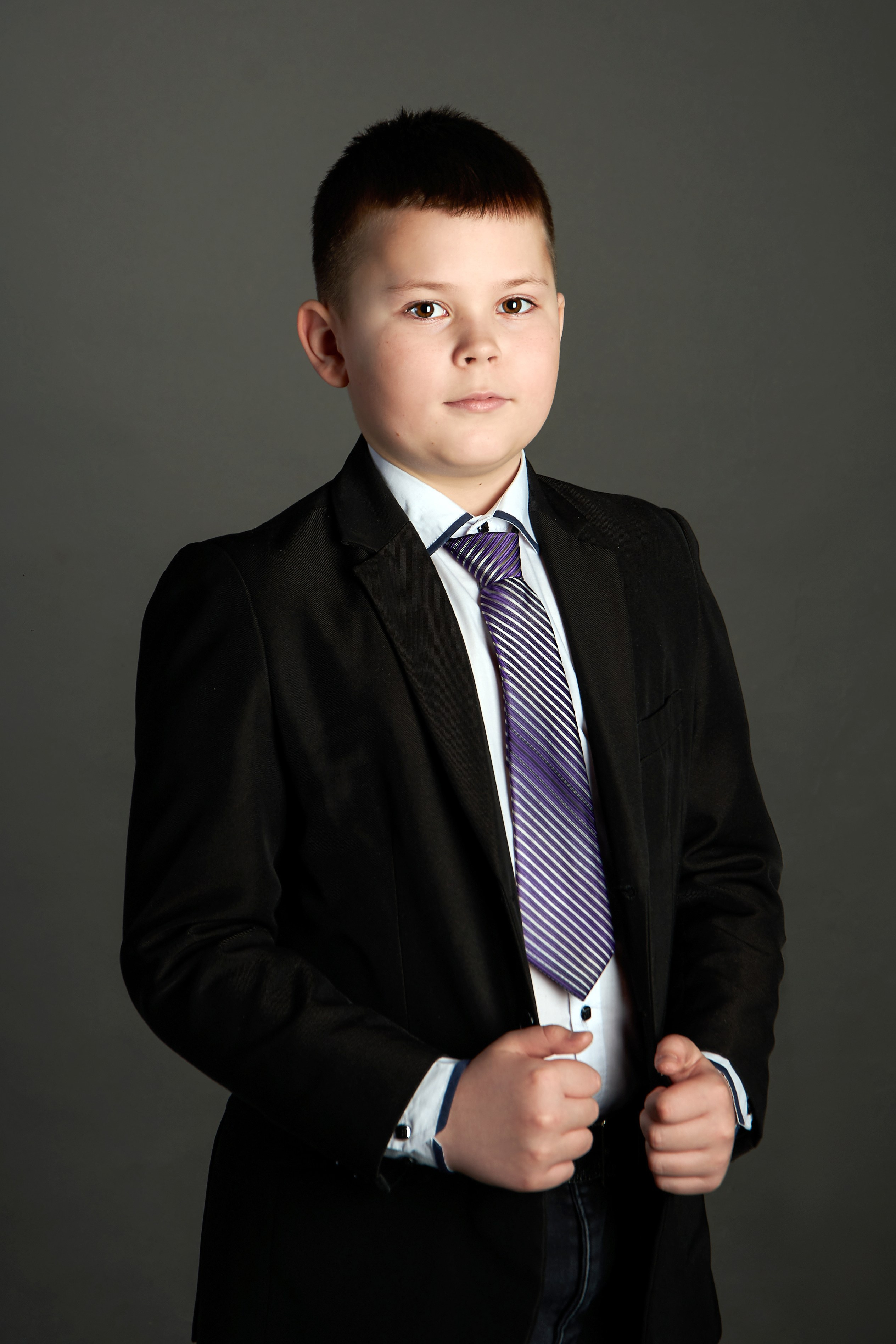 Портретная съемка в альбом. Лицей, 4-й класс. Ольга Чёкотова (Фотограф Кострома)