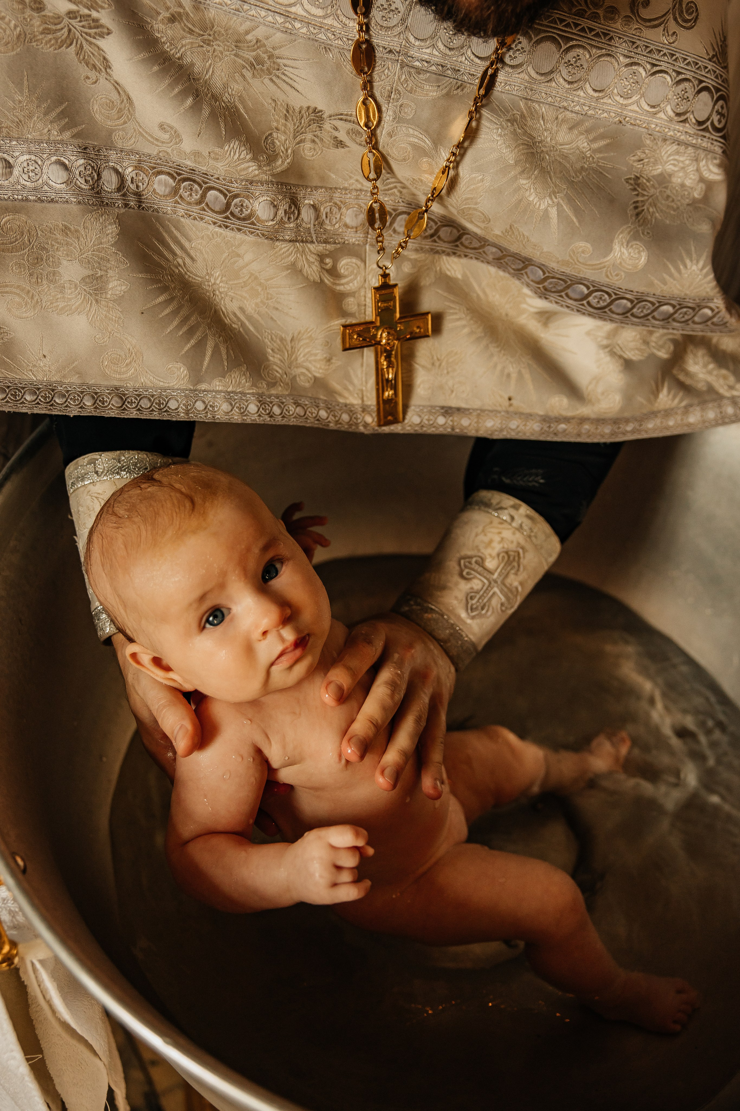 фотосессия крещения, крещение младенца, церемония крещения, фотограф на крещение, таинство крещения фотосессия