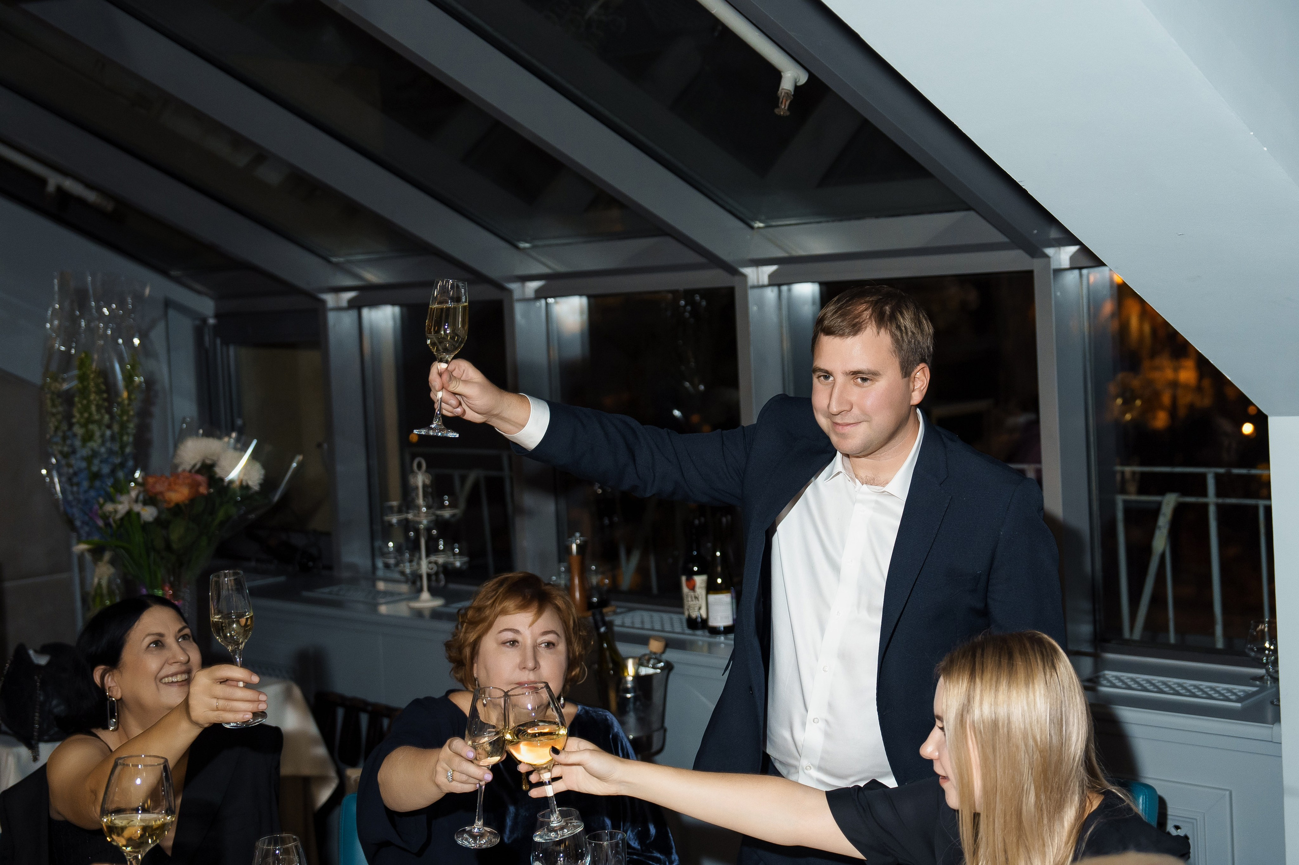 Юбилей в Luce. Андрей Сухинин репортажный свадебный фотограф Санкт-Петербург