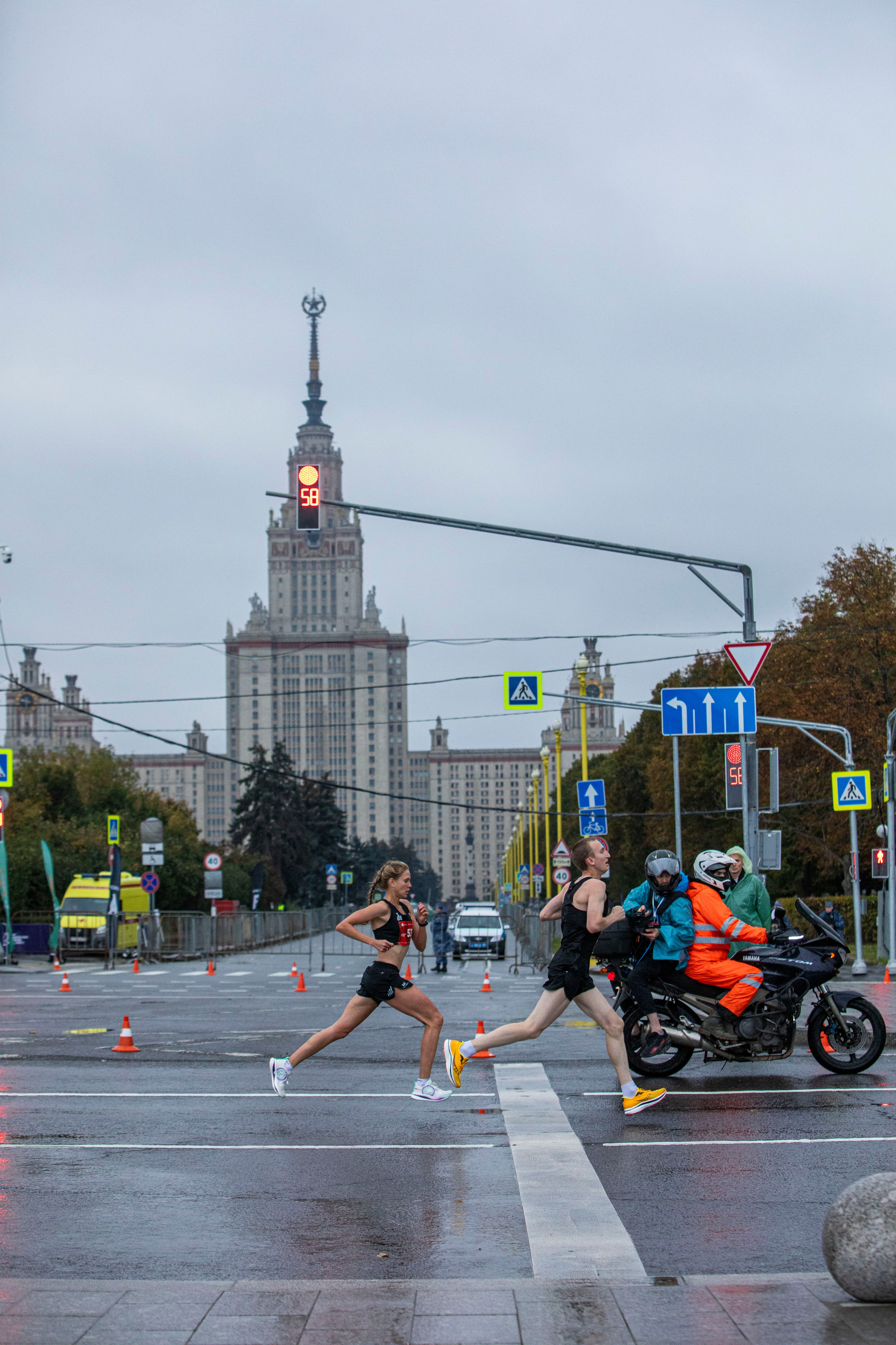 Полумарафон Моя столица, 1 октября 2023 г. Фотограф Сергей Ловкий