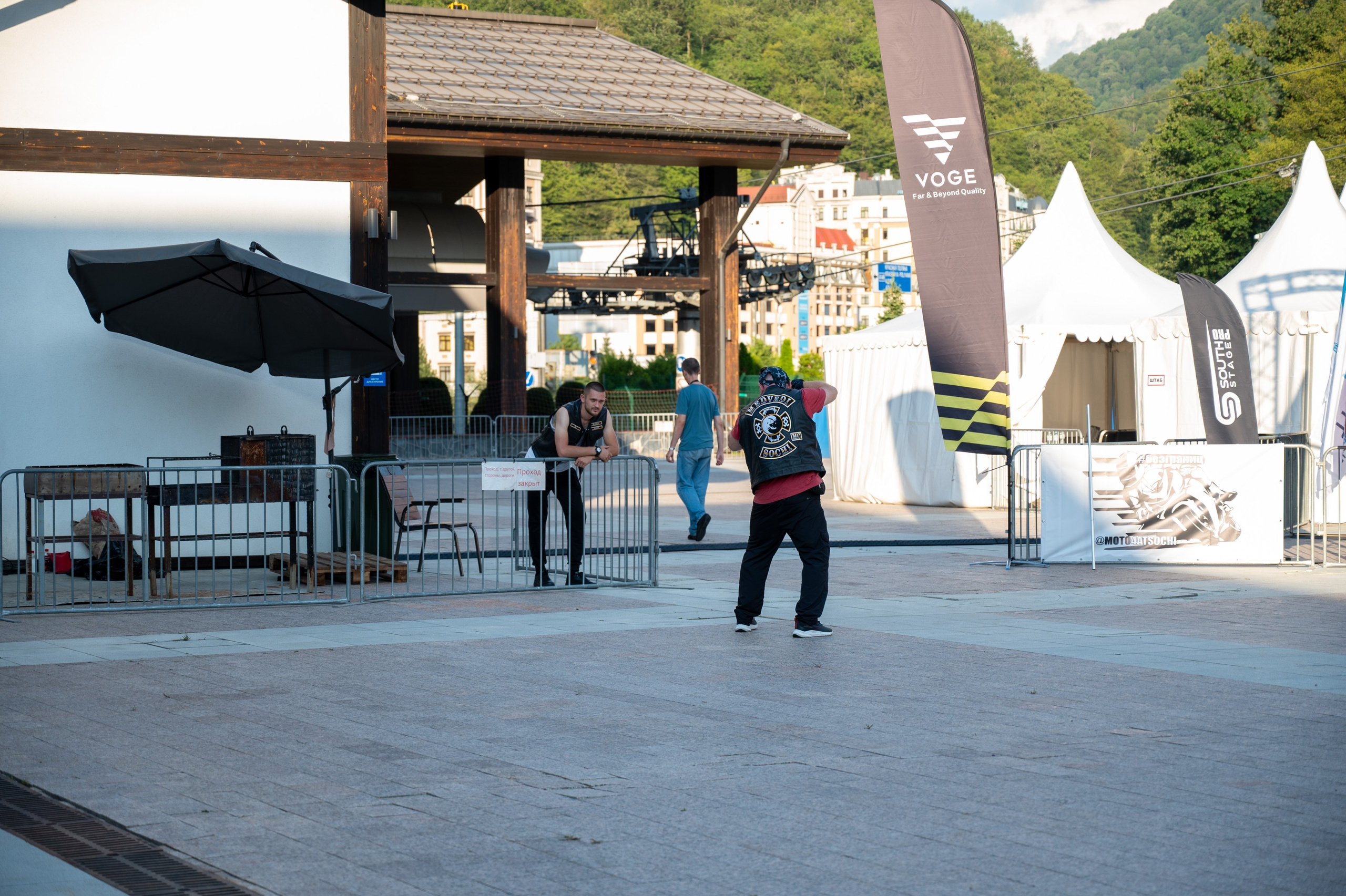 11- ый Ежегодный Байк Фестиваль " Медвежья МОТО ПОЛЯНА». Фотографирую счастливых людей в Сочи