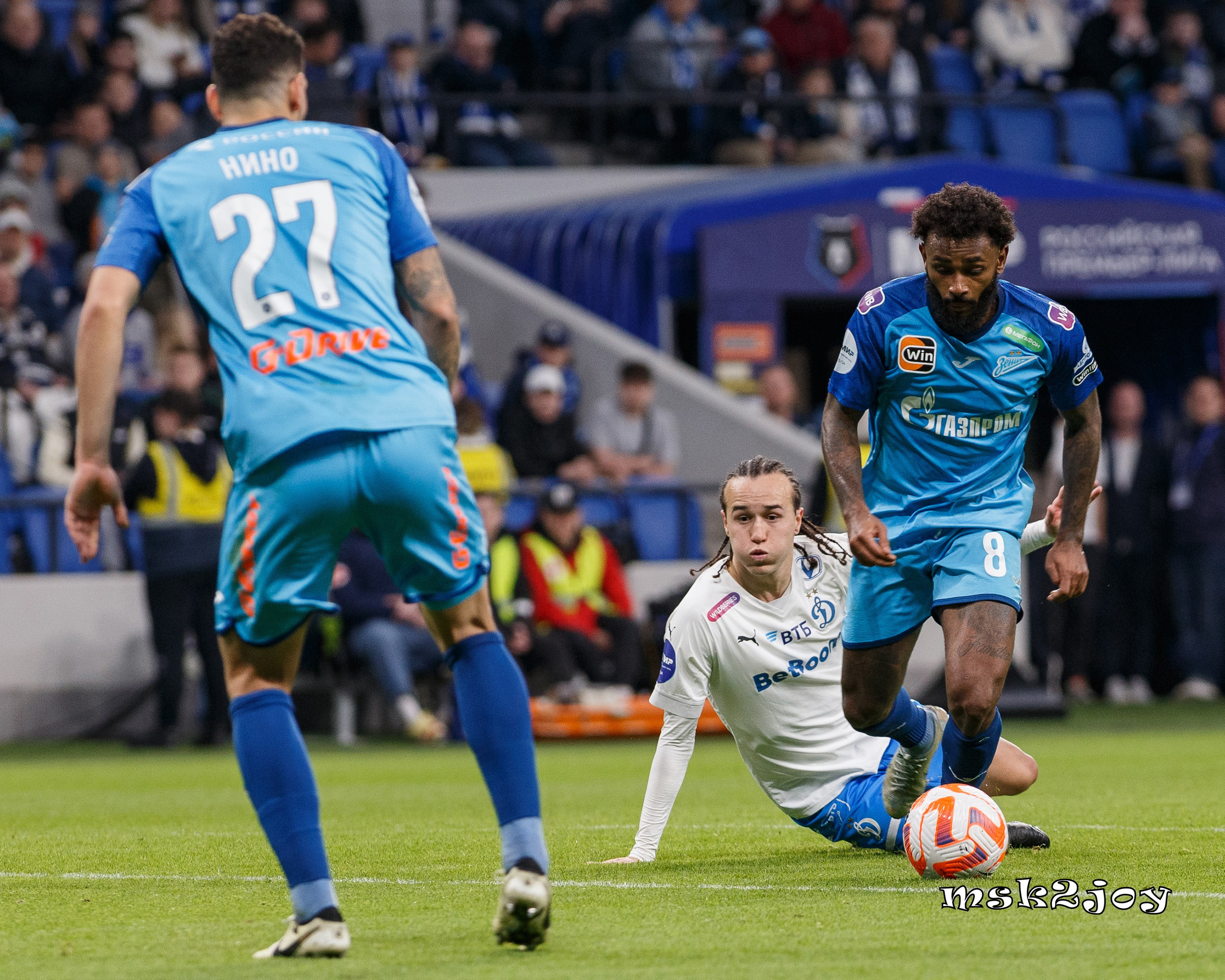 Фоторепортаж. РПЛ. Динамо — Зенит. Михаил Тоцкий портретный и репортажный фотограф в Москве