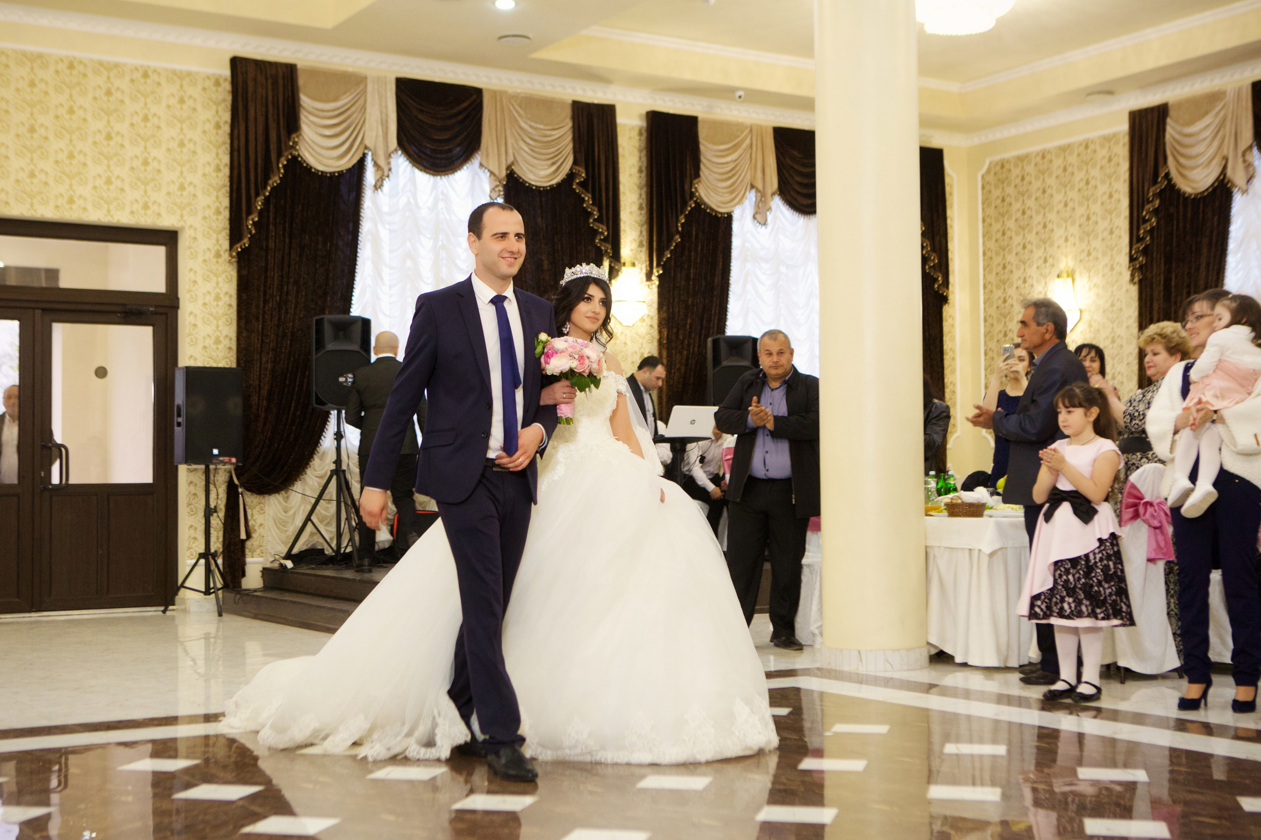 Свадебная фотосессия Армена и Рузанны. Профессиональный фотограф в Краснодаре Виталий Васькович