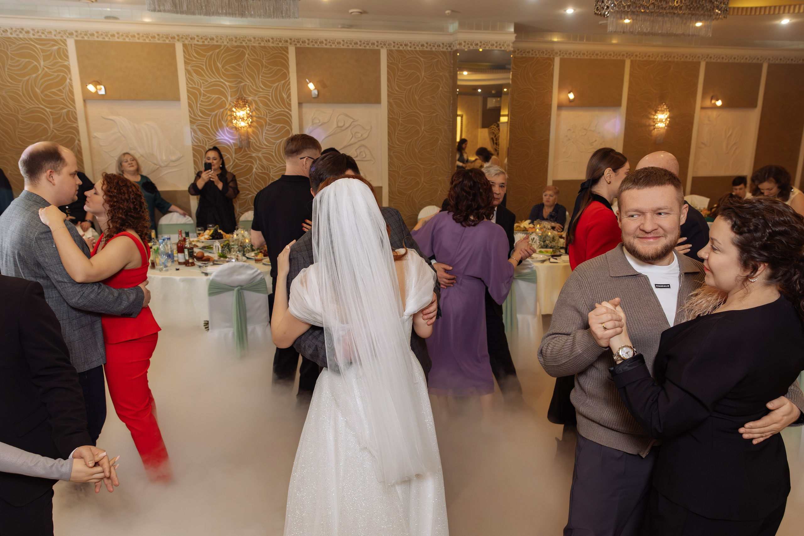 Репортаж Свадебного банкета Юлии и Романа. Семейный и женский фотограф в Москве Надежда Воробьева