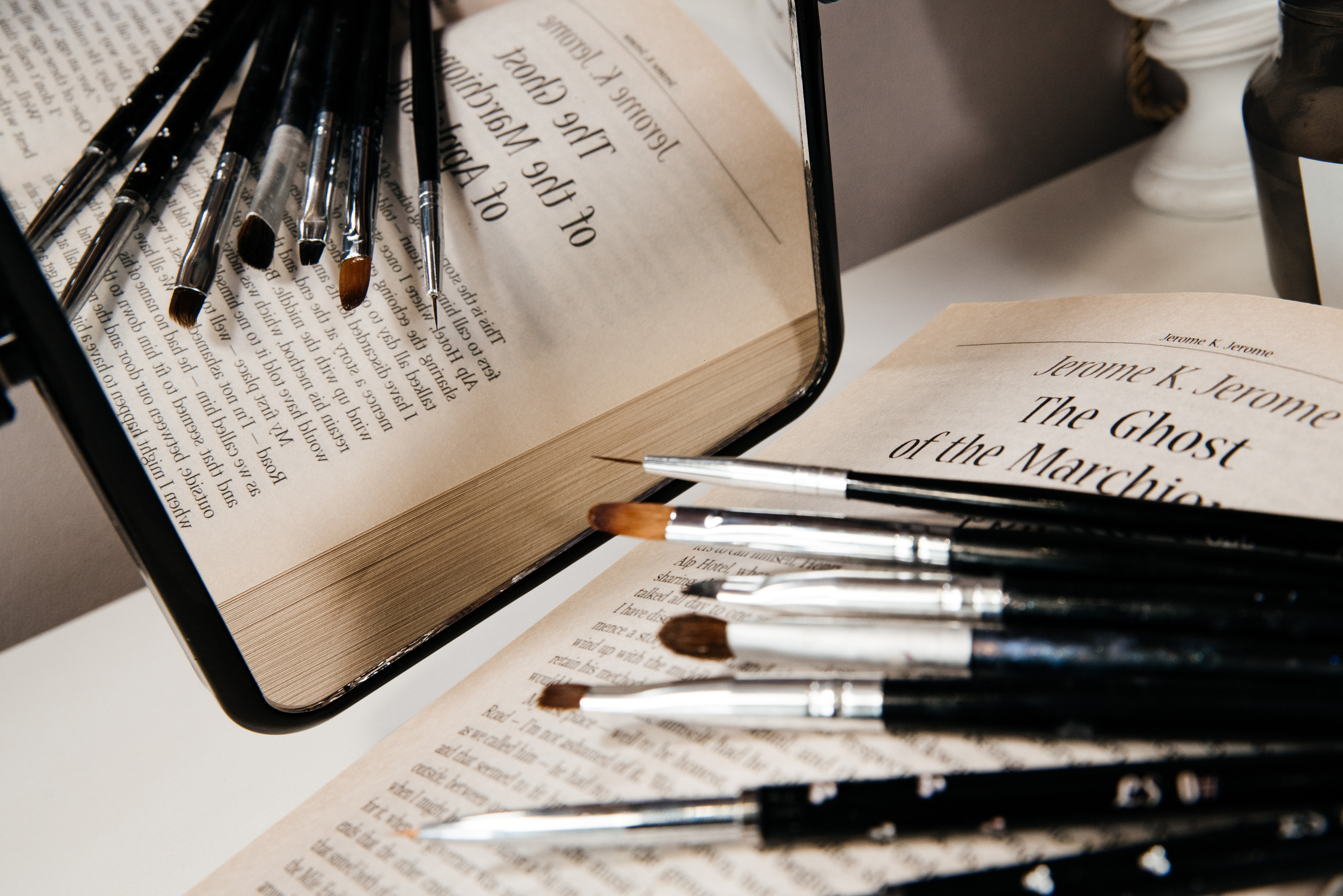 Маникюр предметка. Свадебный и семейный фотограф Максим Сорокин