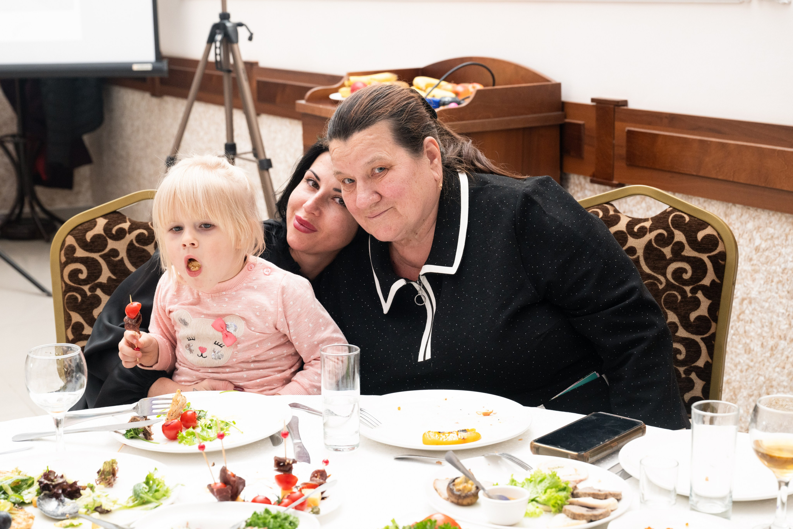 Юбилеи и Корпоративы. Студийный и свадебный фотограф и видеограф в Севастополе — Юлия Макаренко