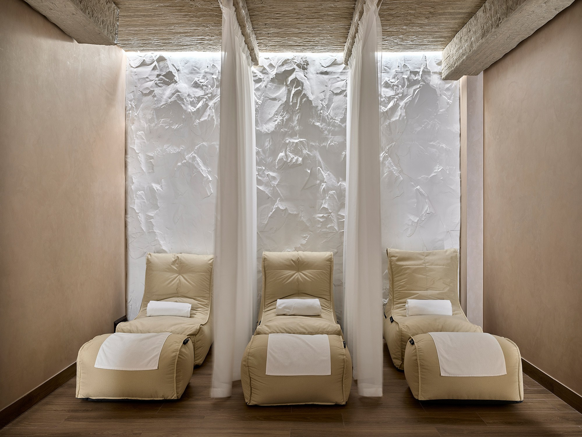 Отель М.33 ПАРК И СПА. Дизайнер интерьера Ксюша Шакирова, создание дизайн проектов под ключ