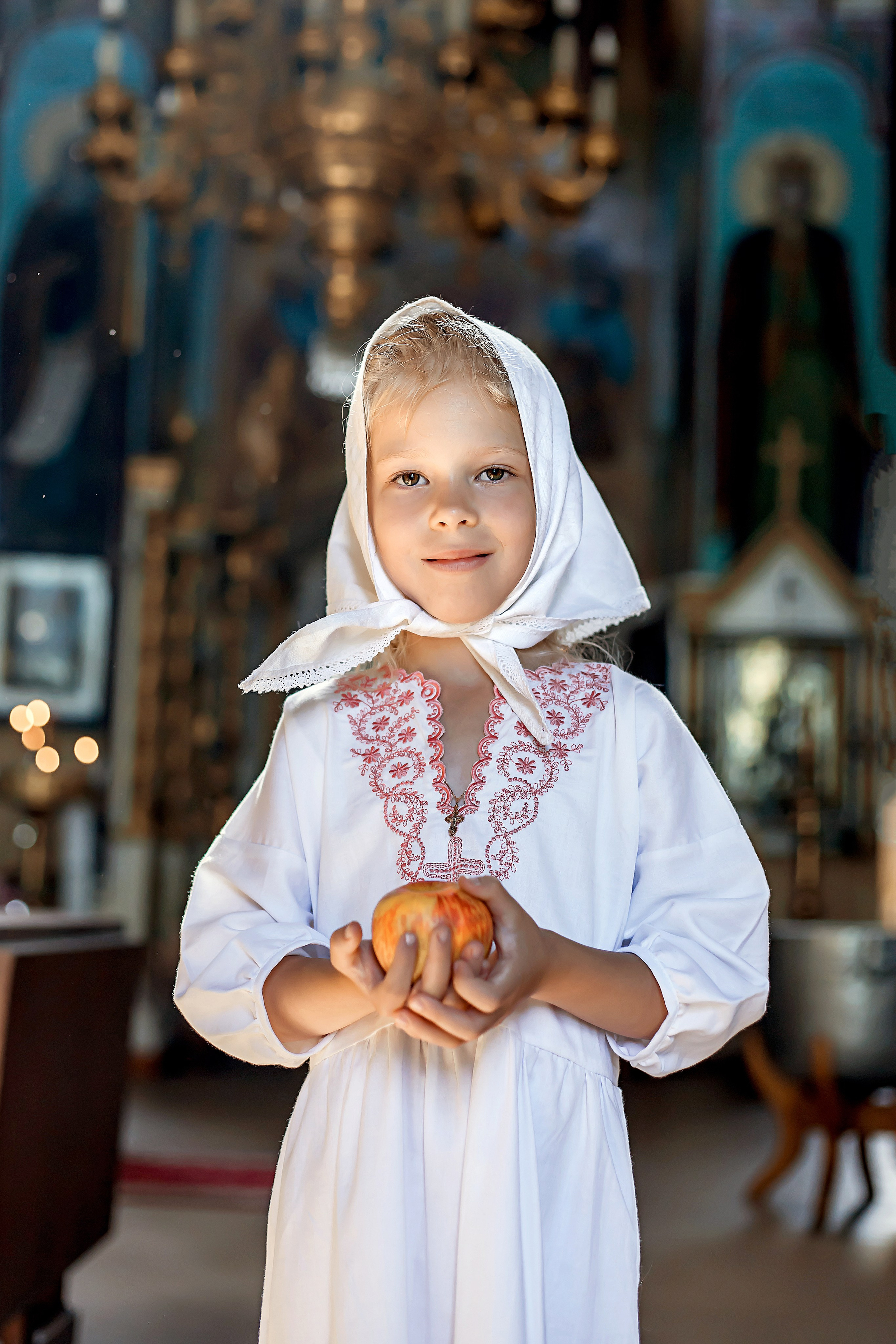 Крещение Варвары. Фотограф на крещении и венчании Елена Плинер, Псков и Псковская область