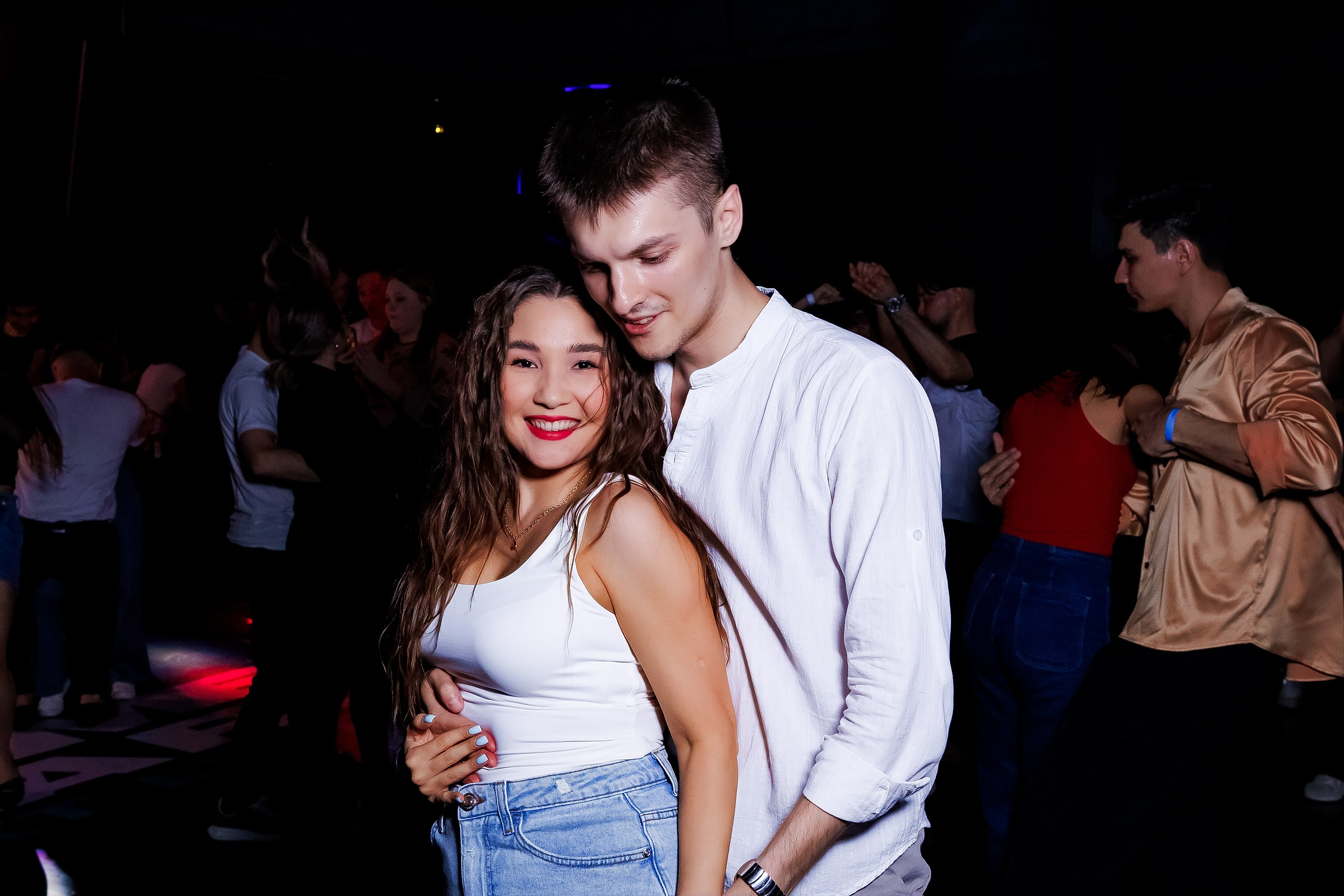 Bachata Party Hola Dance. Репортажный фотограф в Алматы Каюпов Сержан