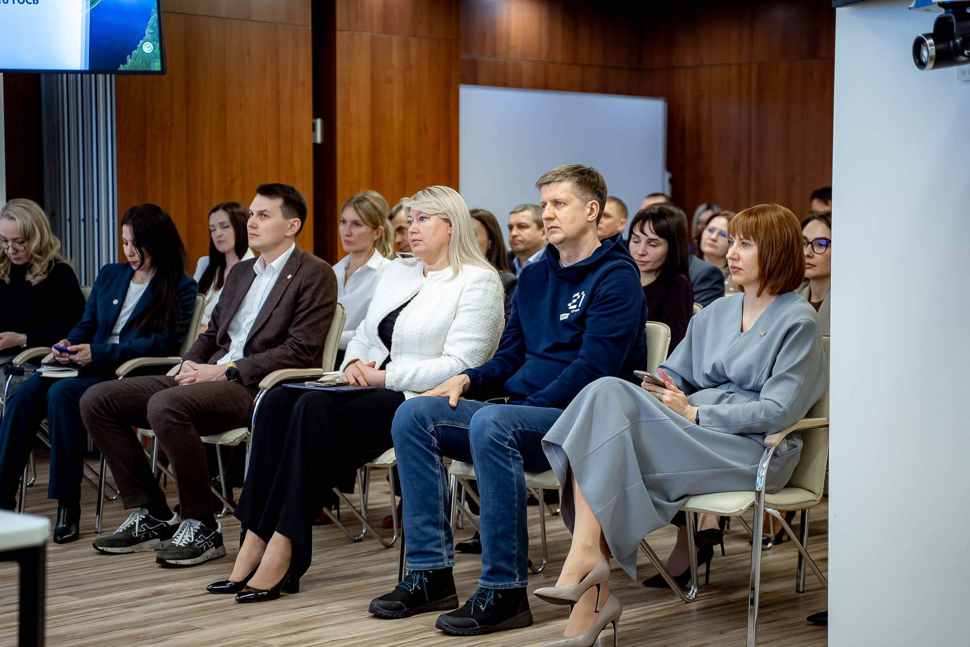 Сбер. Открытый диалог. Сергей Кошкин. Репортажная и ивент-фотография в Сургуте