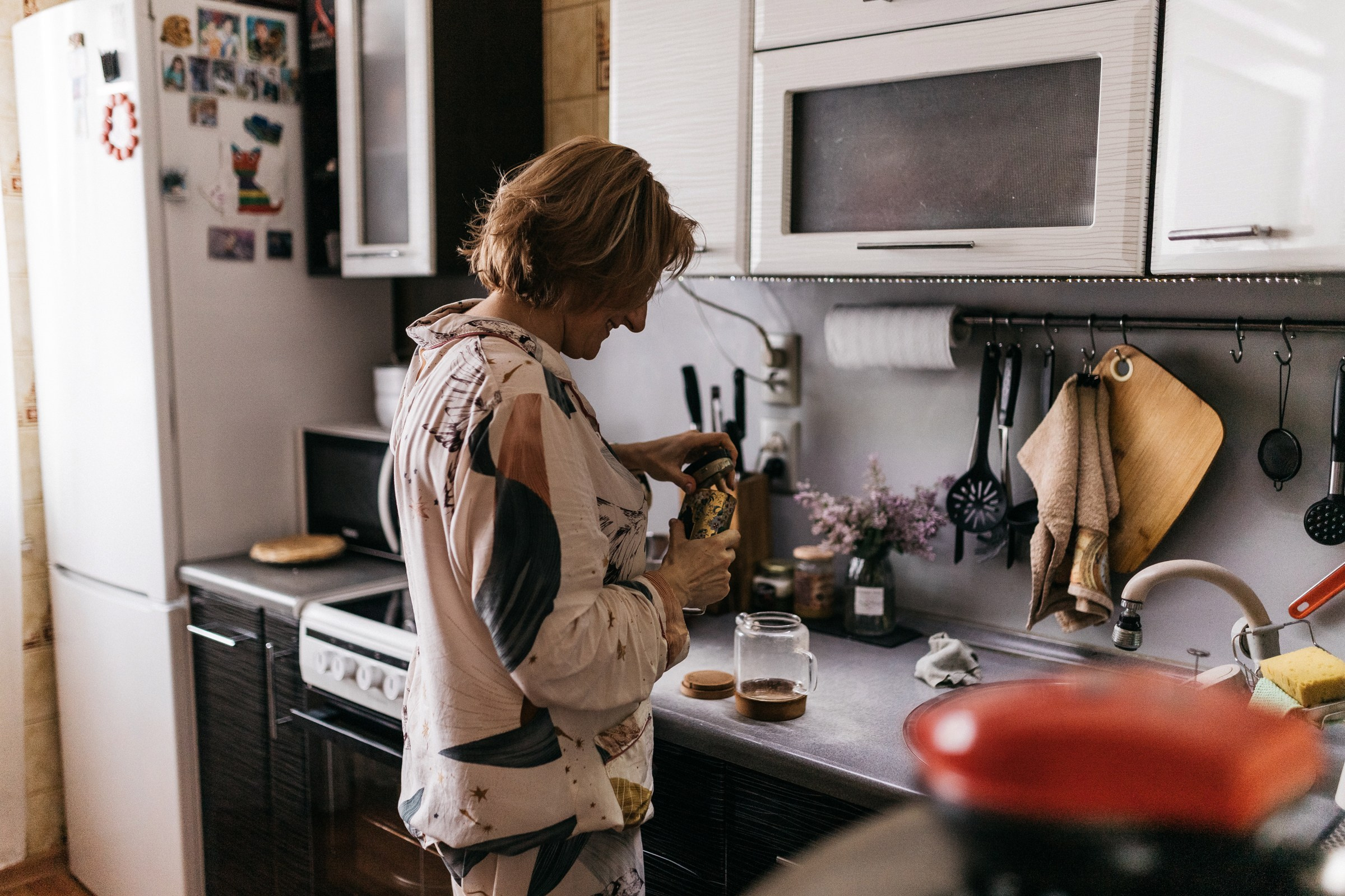 Домашний лайфстайл (утро). Ирина. Июнь 2025. Фотограф Пермь. Свадьбы. Семья и дети, школа, д. сад. Фотокниги