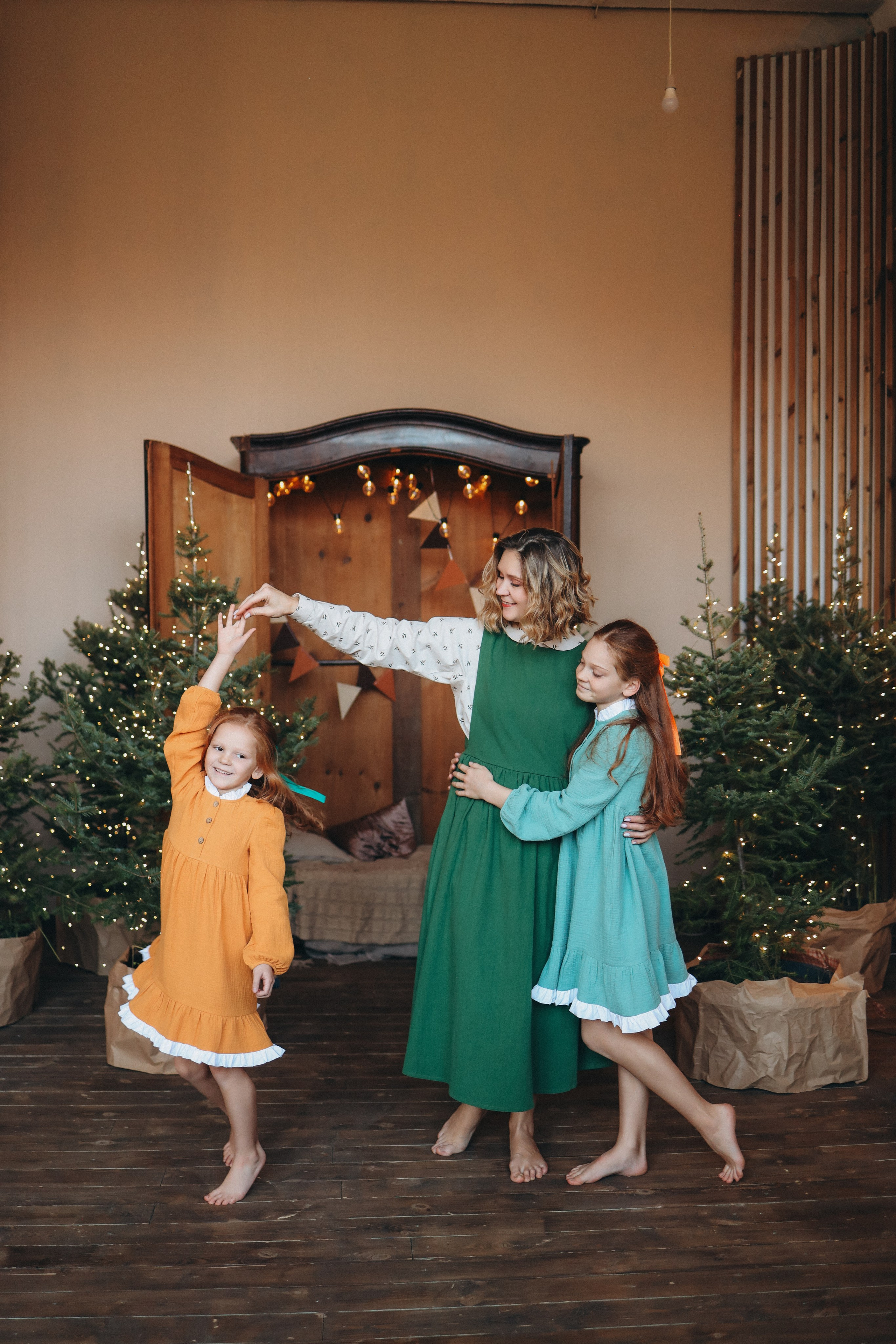 Мама и дочки в фотостудии Чувство. Marina Shakirova Photography