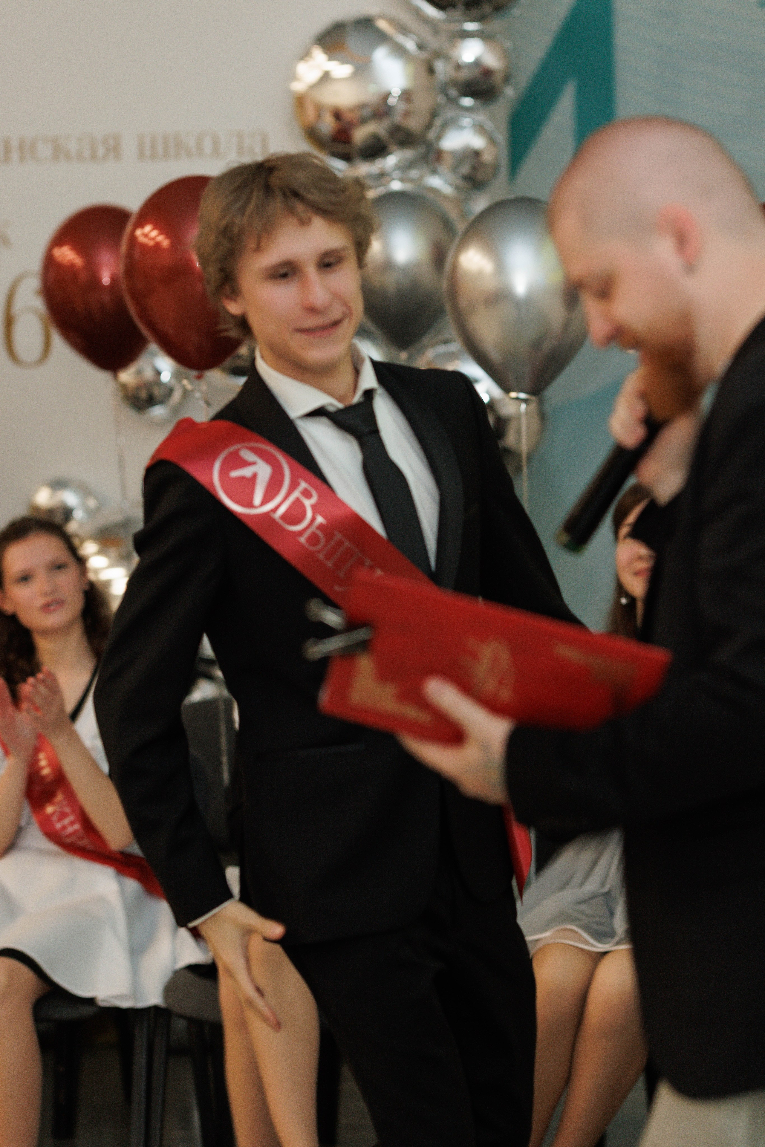Линейка/Последний звонок АТШ. Photoalbum-vl.ru