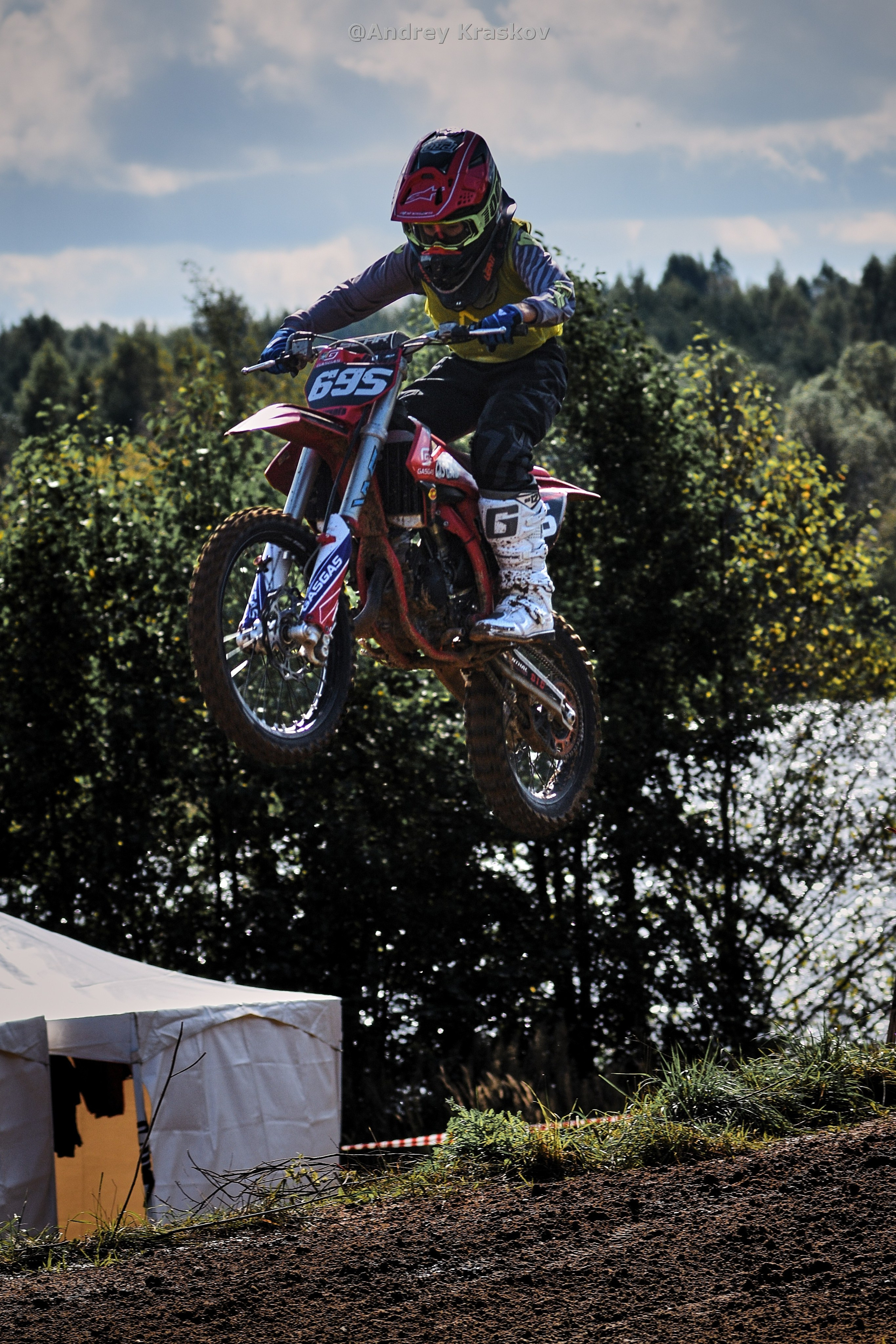 Мотокросс в городе Чкаловск. Фотограф Красков Андрей