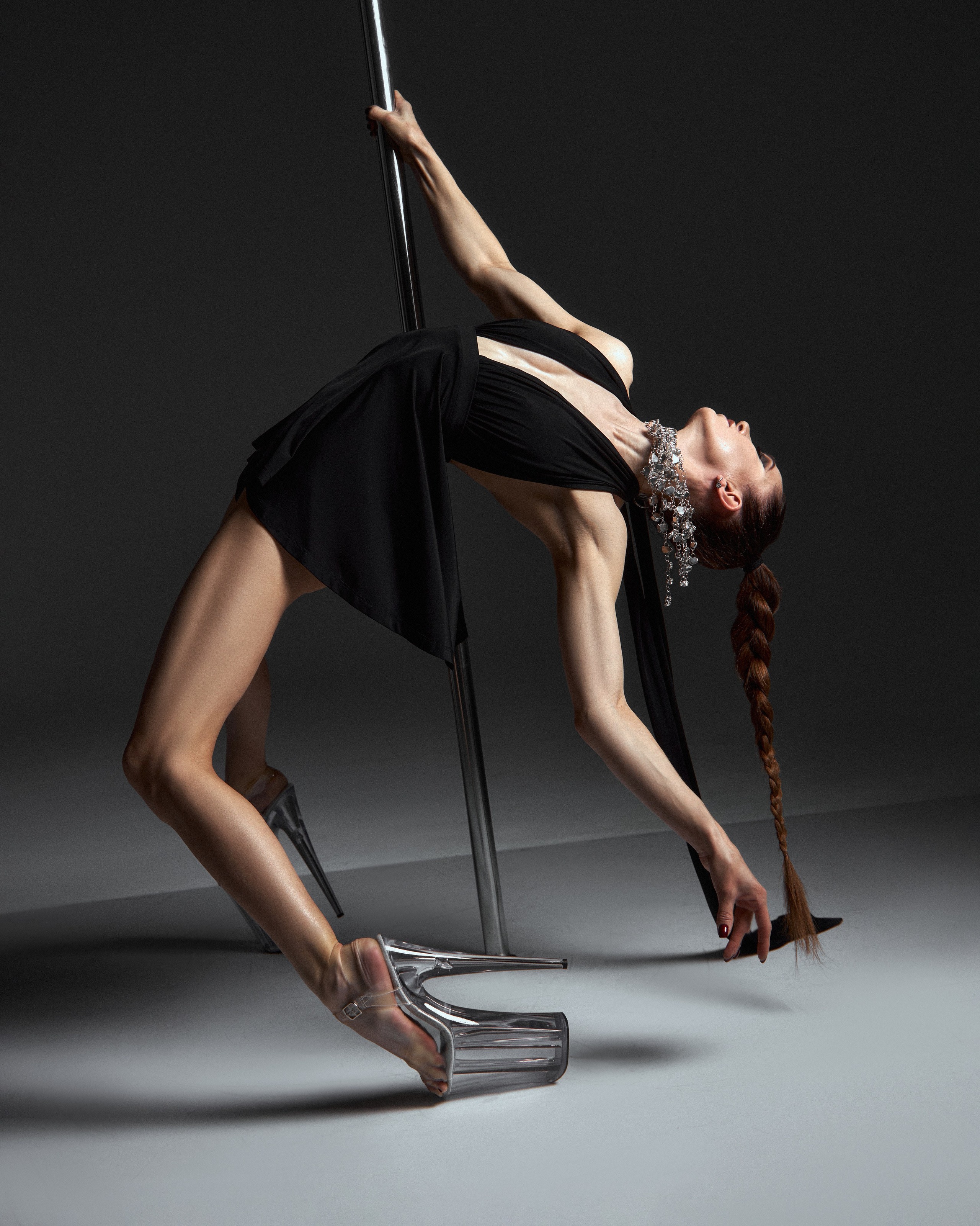 Pole dance. Sfotau.ru