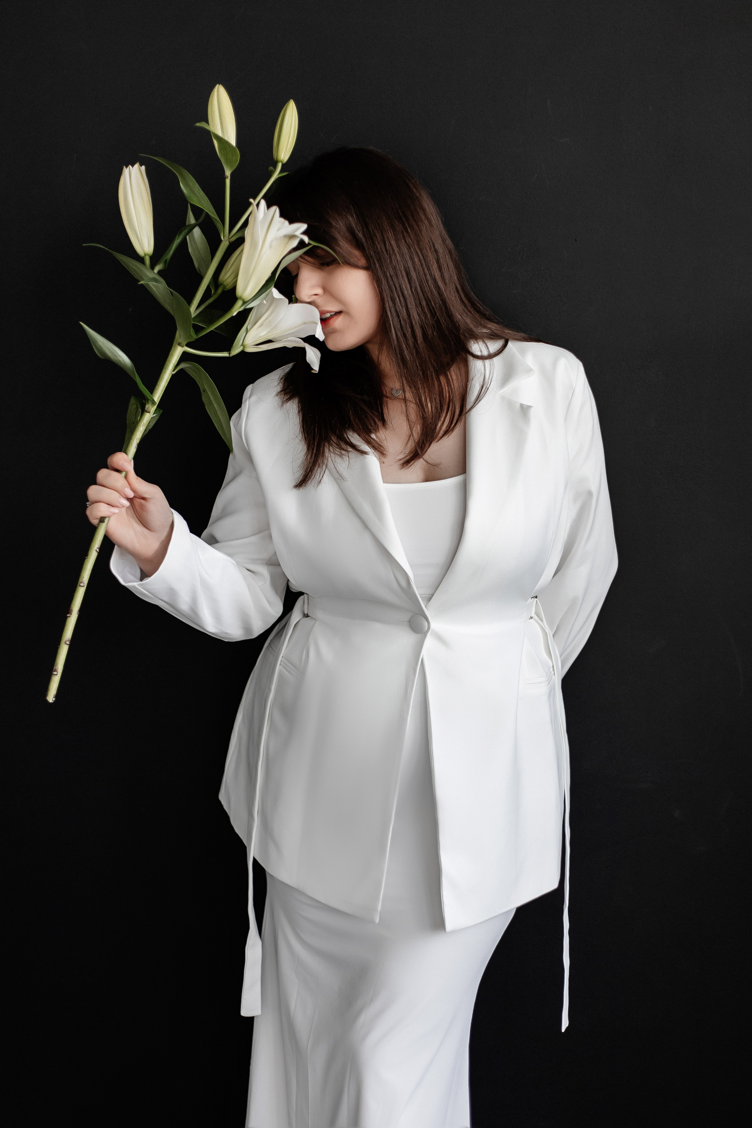 Фотопроект с живыми лилиями. Семейный фотограф в Саратове Элоиза Ляпина