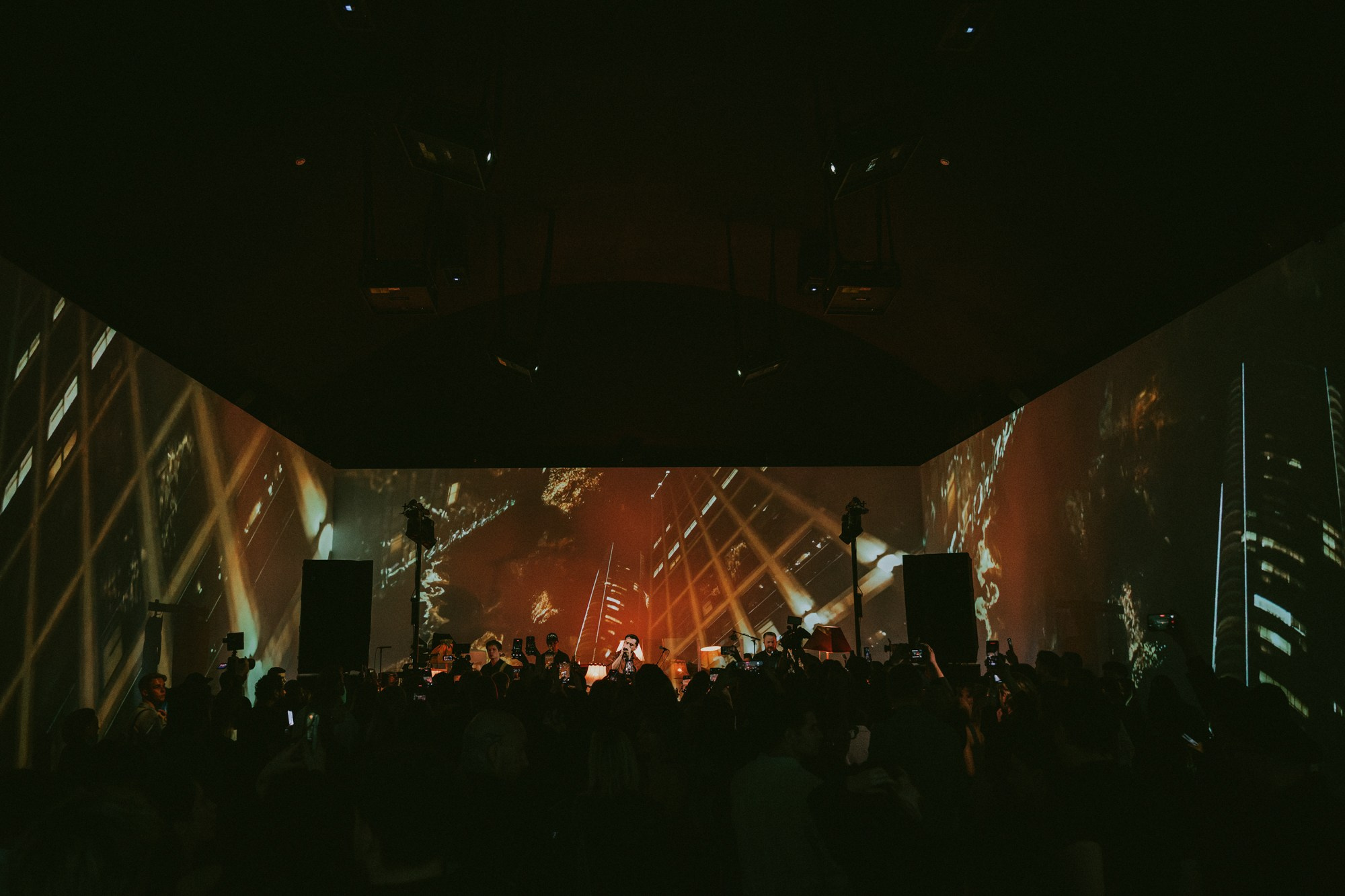 Jony. Презентация альбома «Рядом». Свадебный и репортажный фотограф Павел Царьков