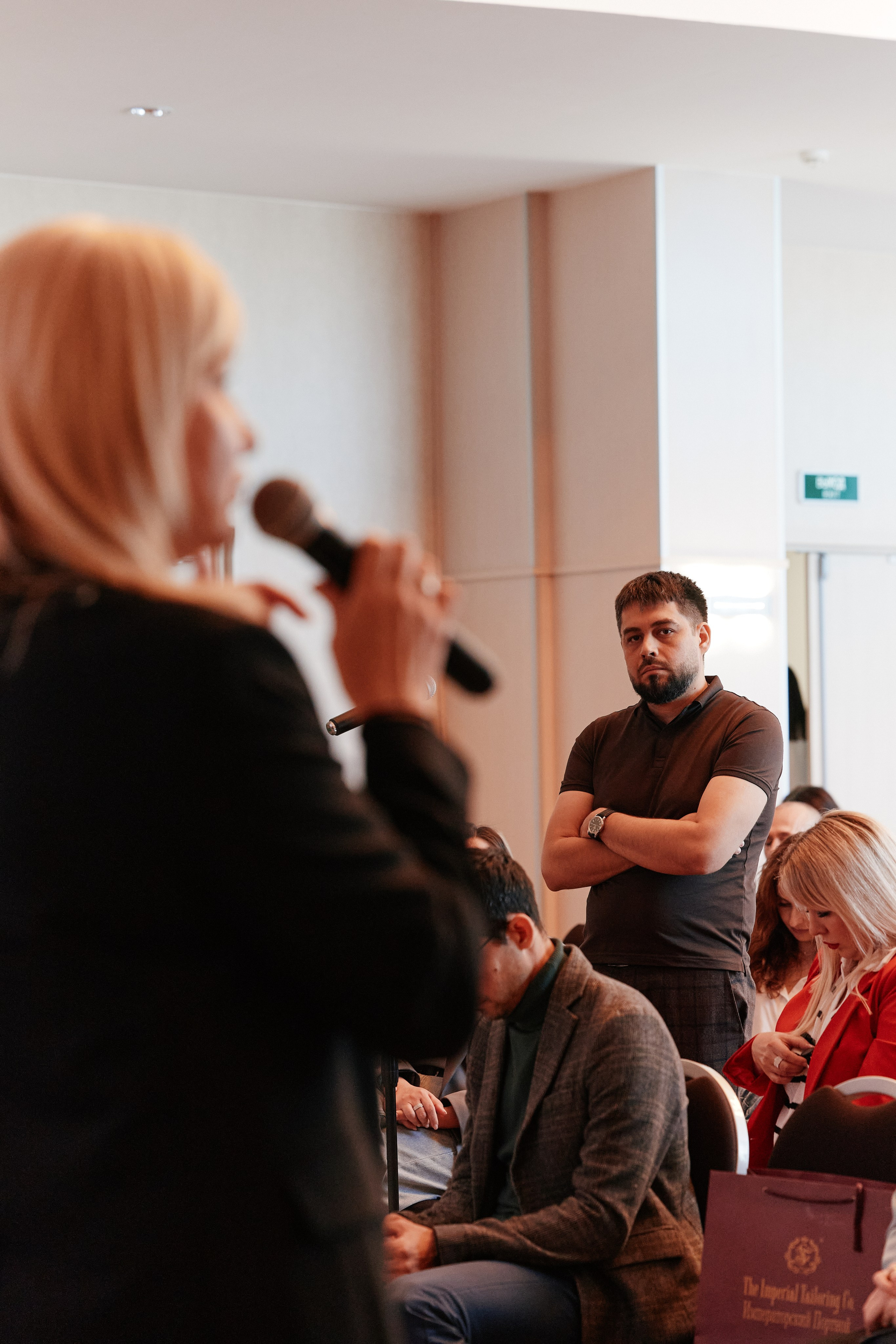 Форум Бизнес-тренды 2025 в Marriott Hotel 28.04. Свадебный репортажный фотограф краснодар максим дремов дрёмов фотосессия студия цена