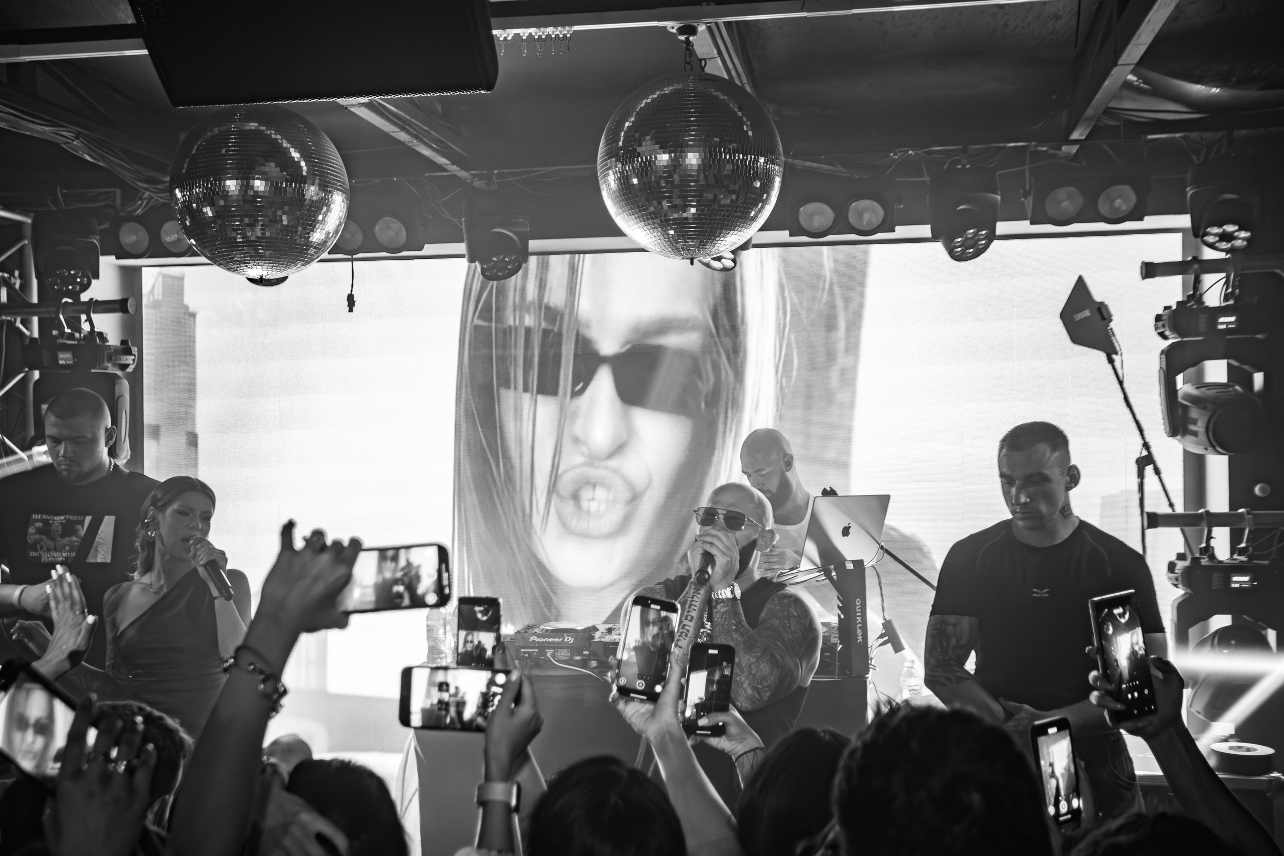 «Джиган"_Чайка на пляже_Ялта_12.07.2025 г. Аминов Руслан | Фотограф