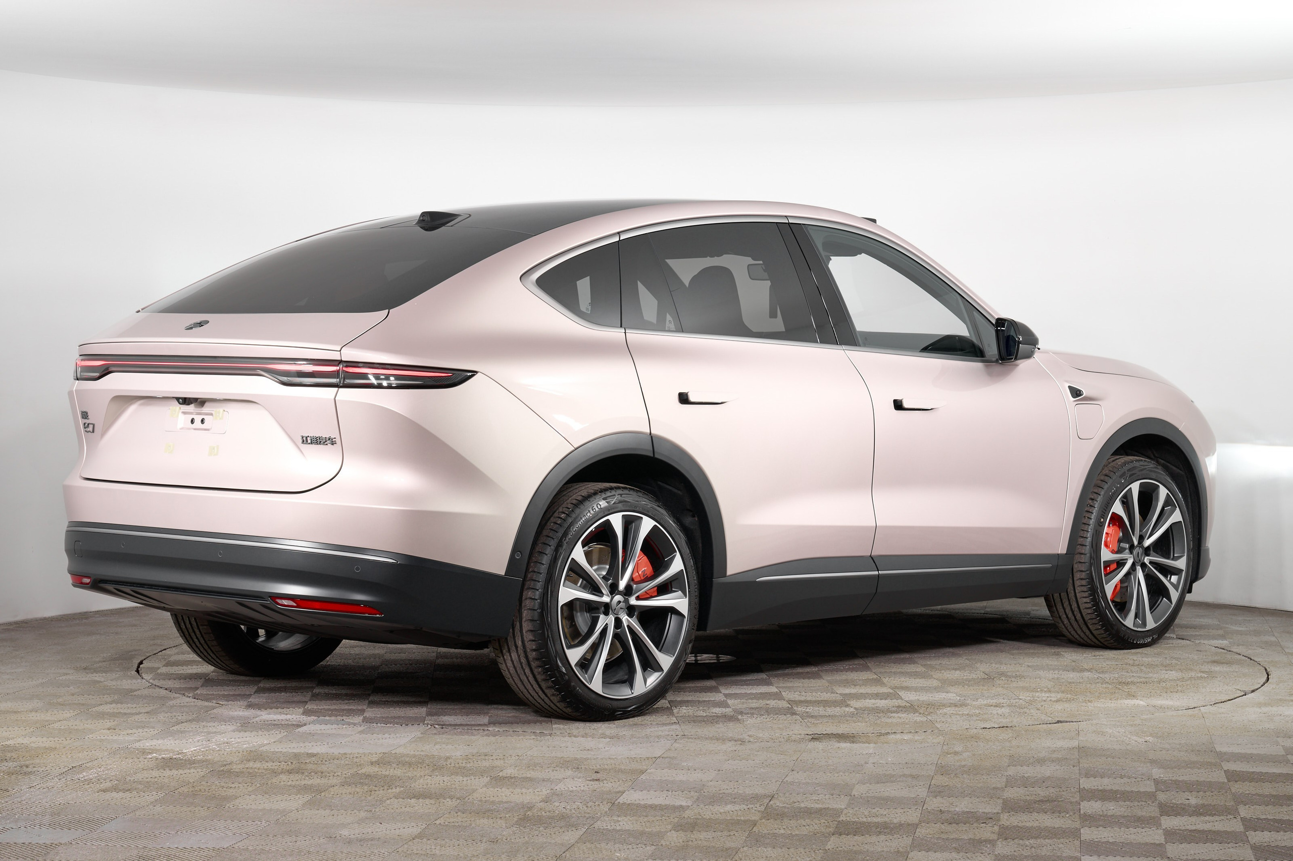 NIO EC7. Фотограф Николай Прокофьев модельные тесты в Москве