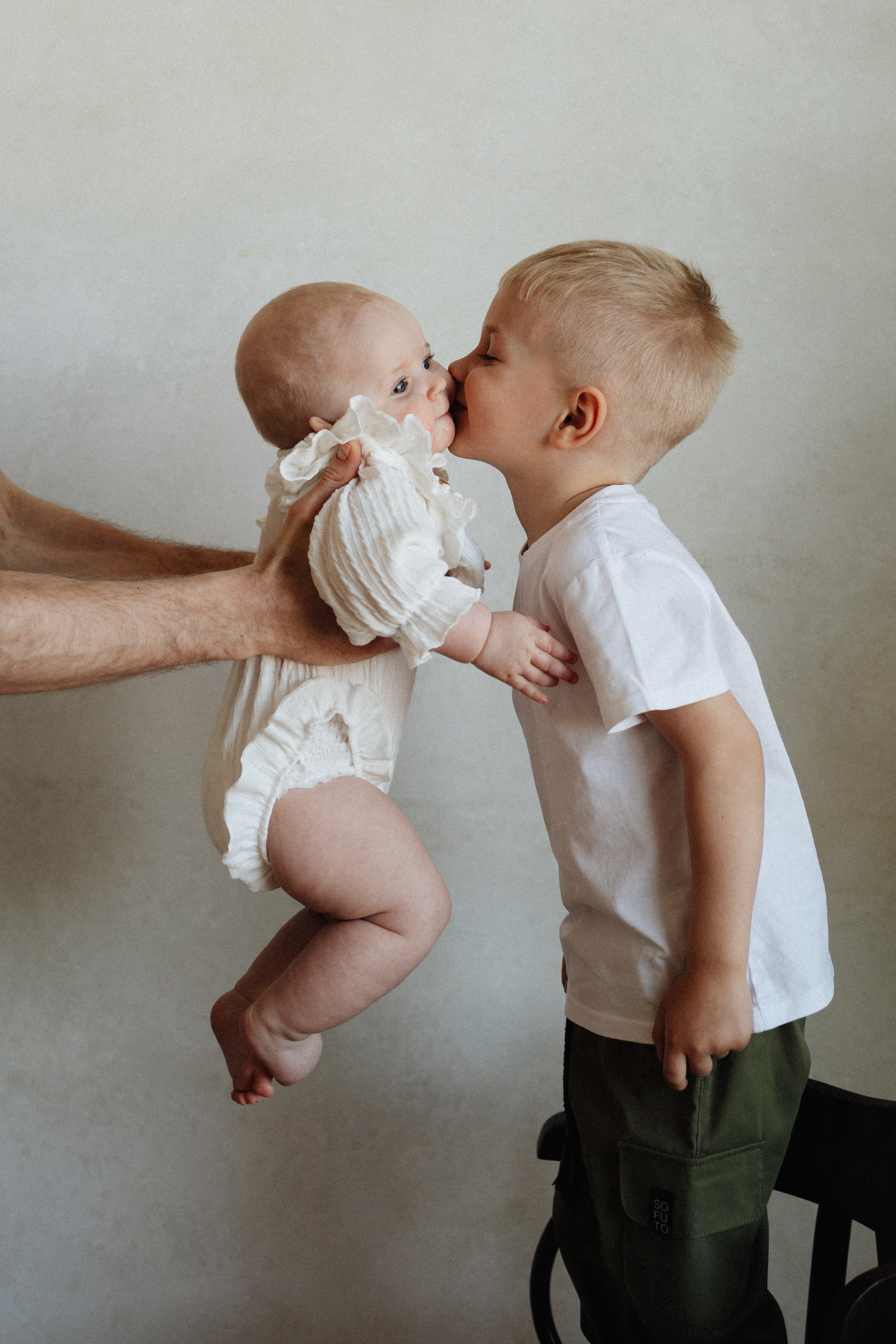 СЕМЬЯ студийная. СЕМЕЙНЫЙ фотограф Краснодар Анастасия Михайлова
