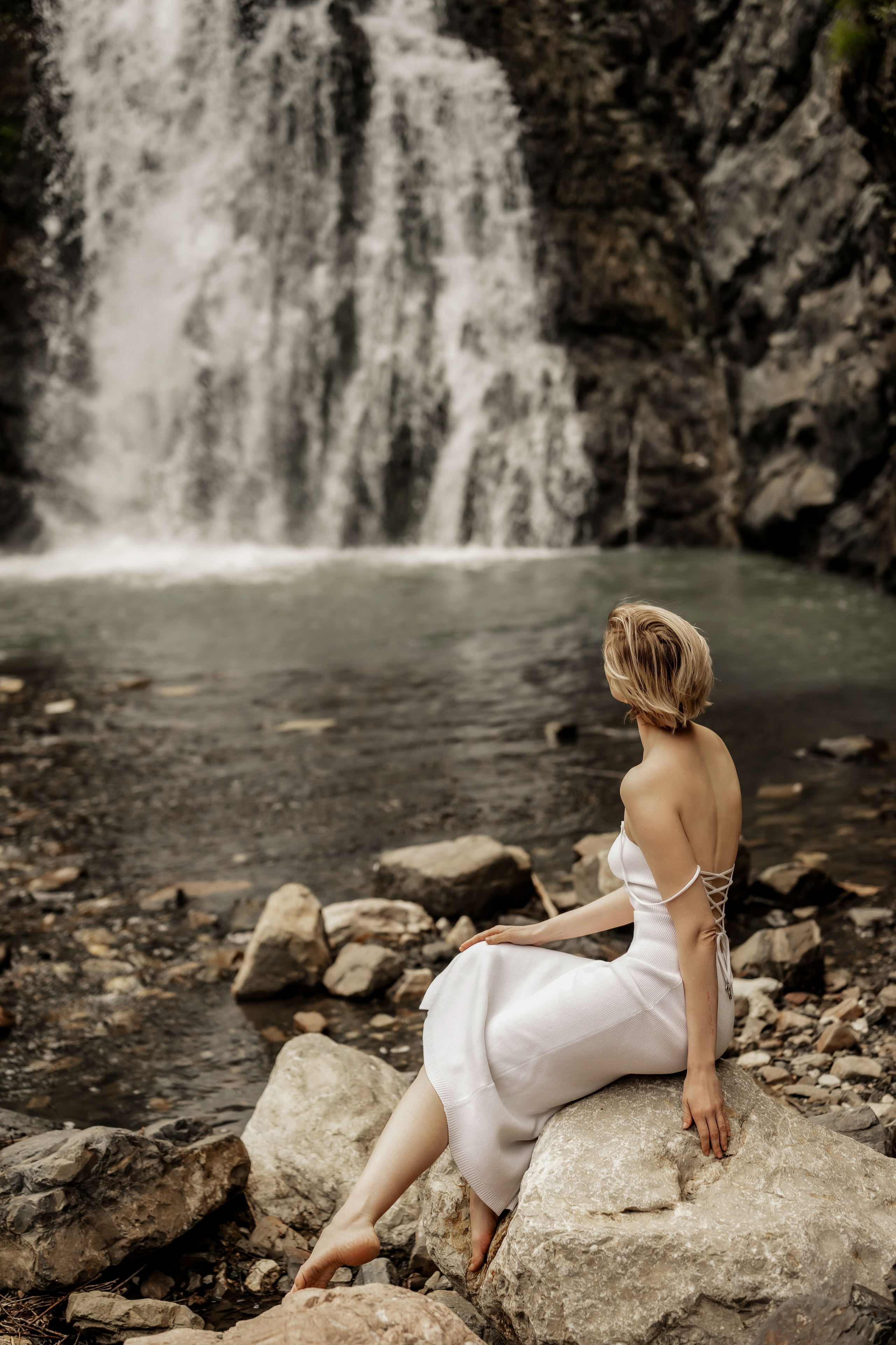 Настя змейковские водопады. Наталья Слесаренко фотограф в Сочи