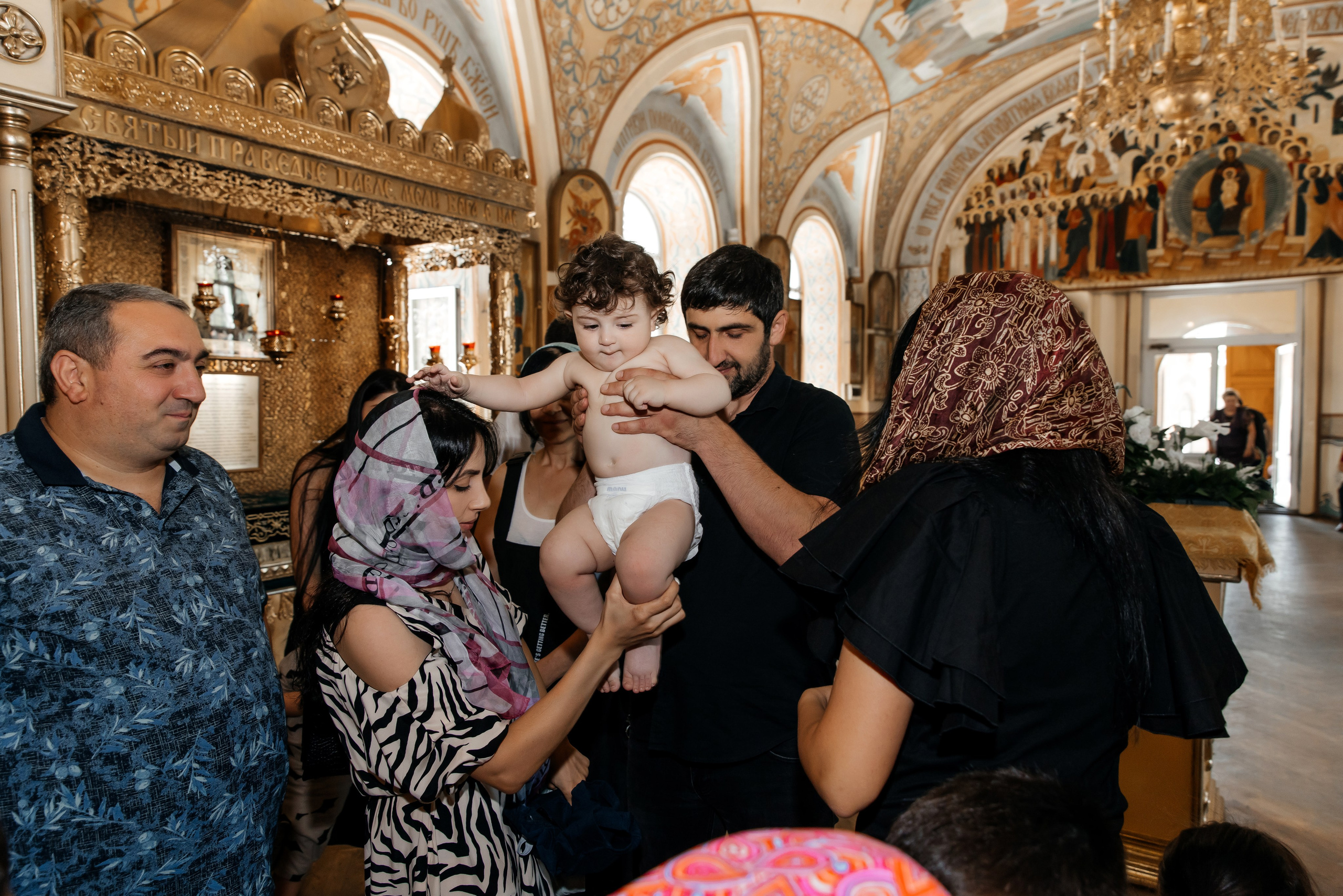 Крестины 4. Главная