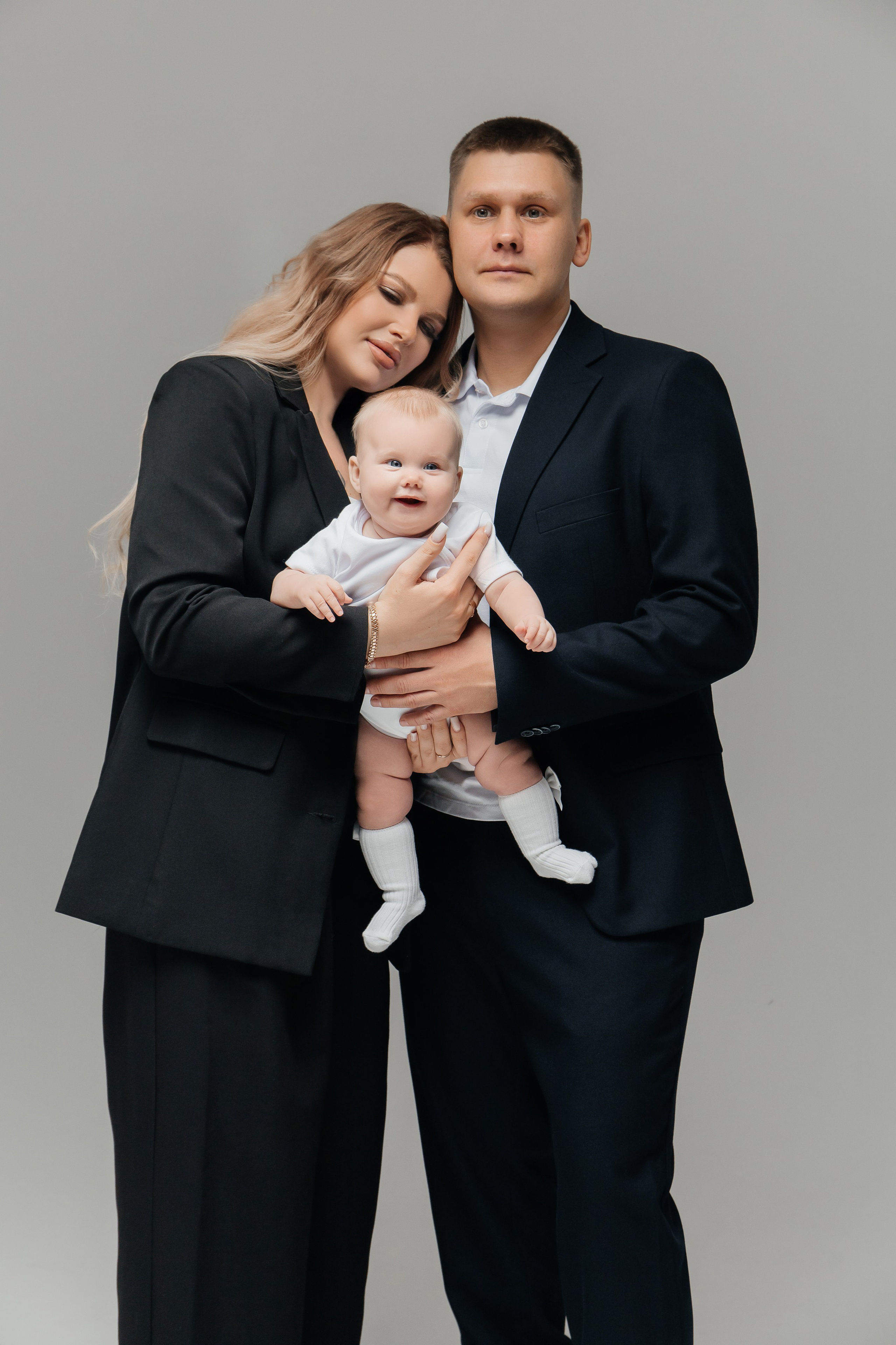 Нелли, Артем и Ева