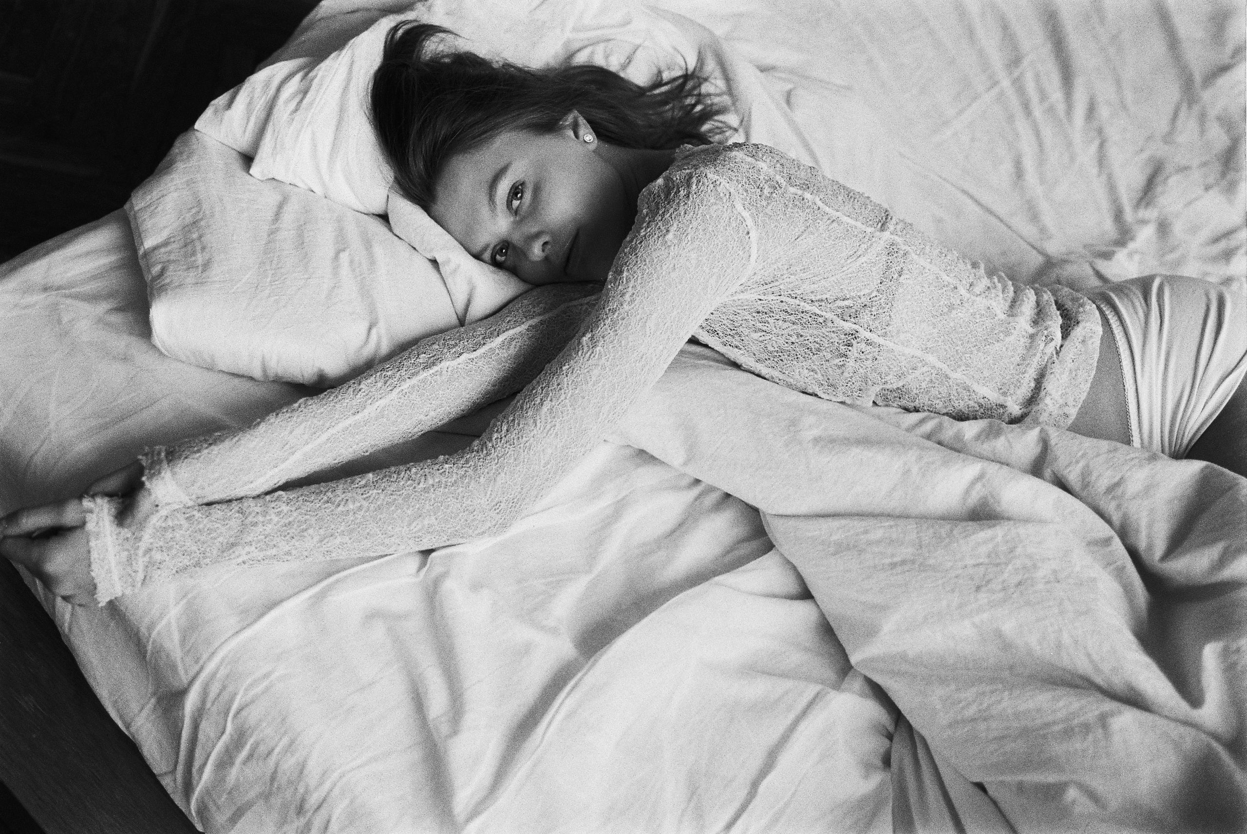 Pregnancy photography in studio Id409. Film & digital photographer. Ufa. Kamilla Ishmaeva