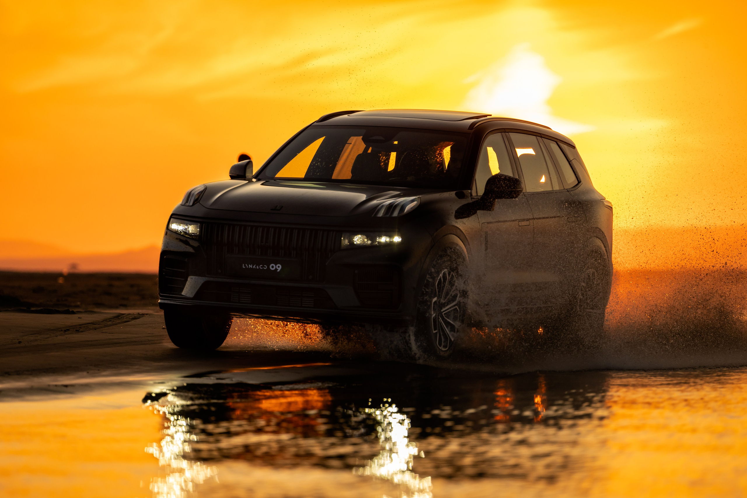 Тест-драйв LYNK & CO. Кристина Шнайдер репортажный фотограф Алматы