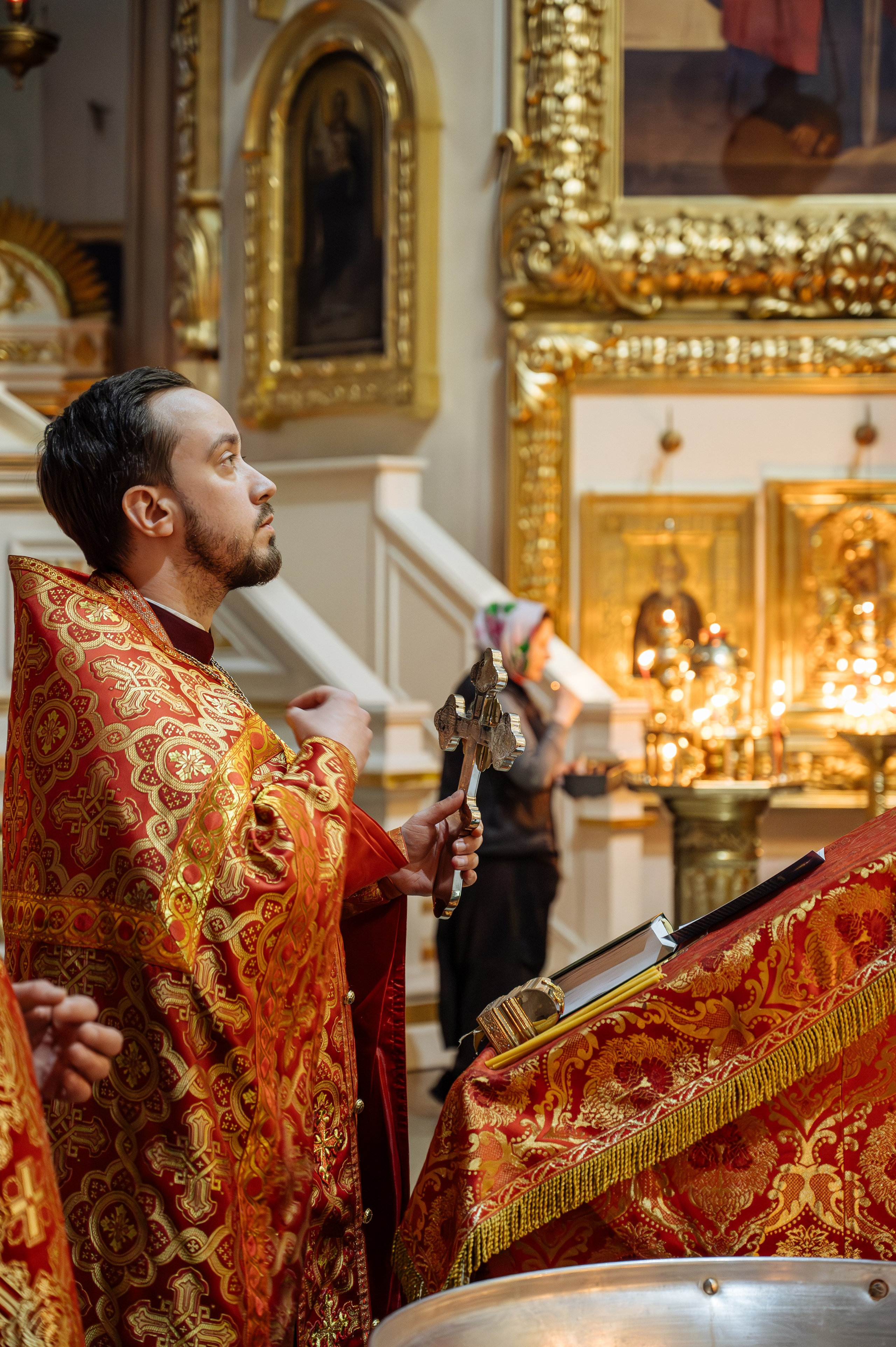 Фотосъёмка крещения. Анастасия Петрович фотограф, фотокорреспондент в Москве и Санкт-Петербурге. Фотосъёмка репортажа, мероприятия, корпоративная съёмка, контент