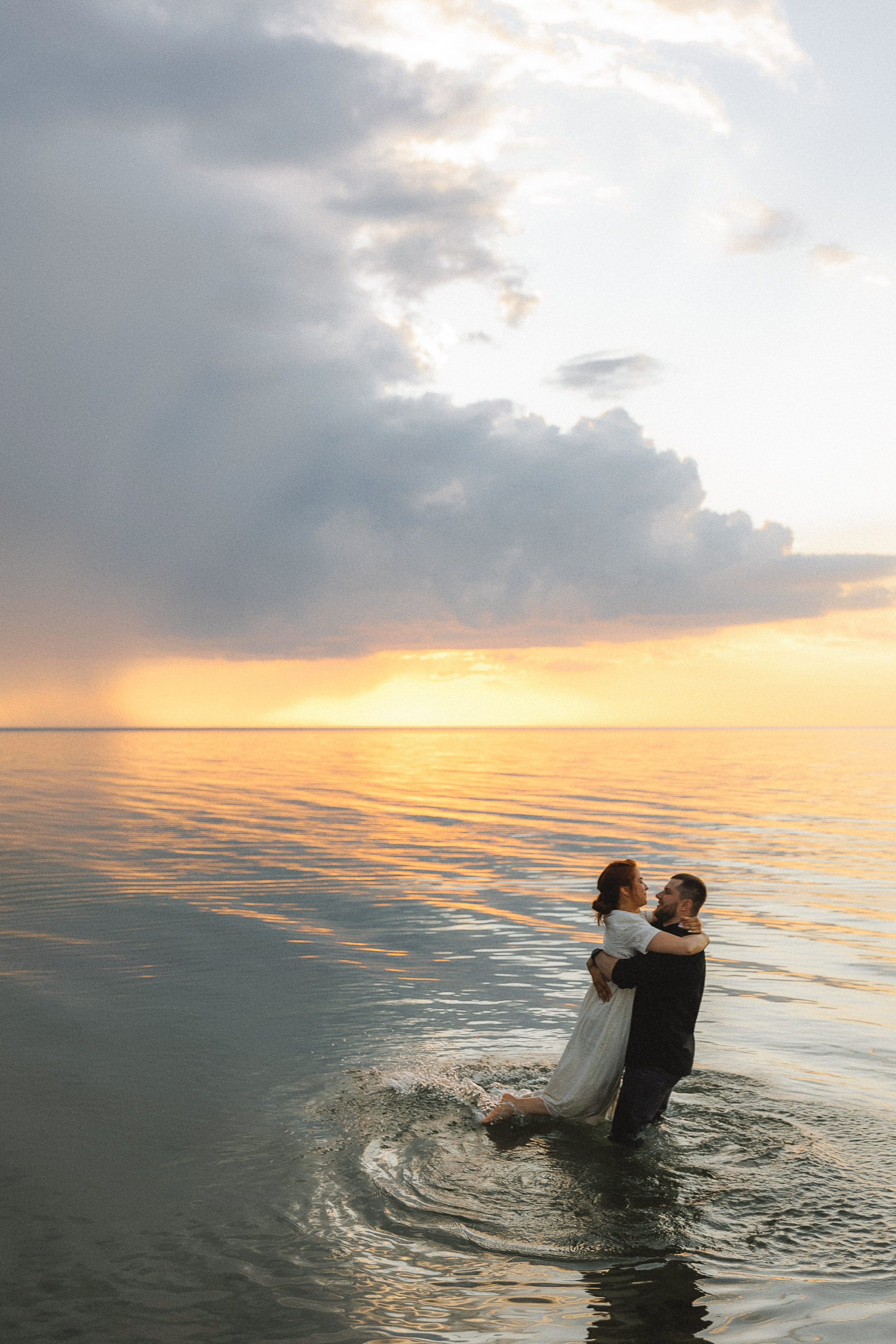 Destined to Meet: Sky & Sea. Свадебный и репортажный фотограф Калининград