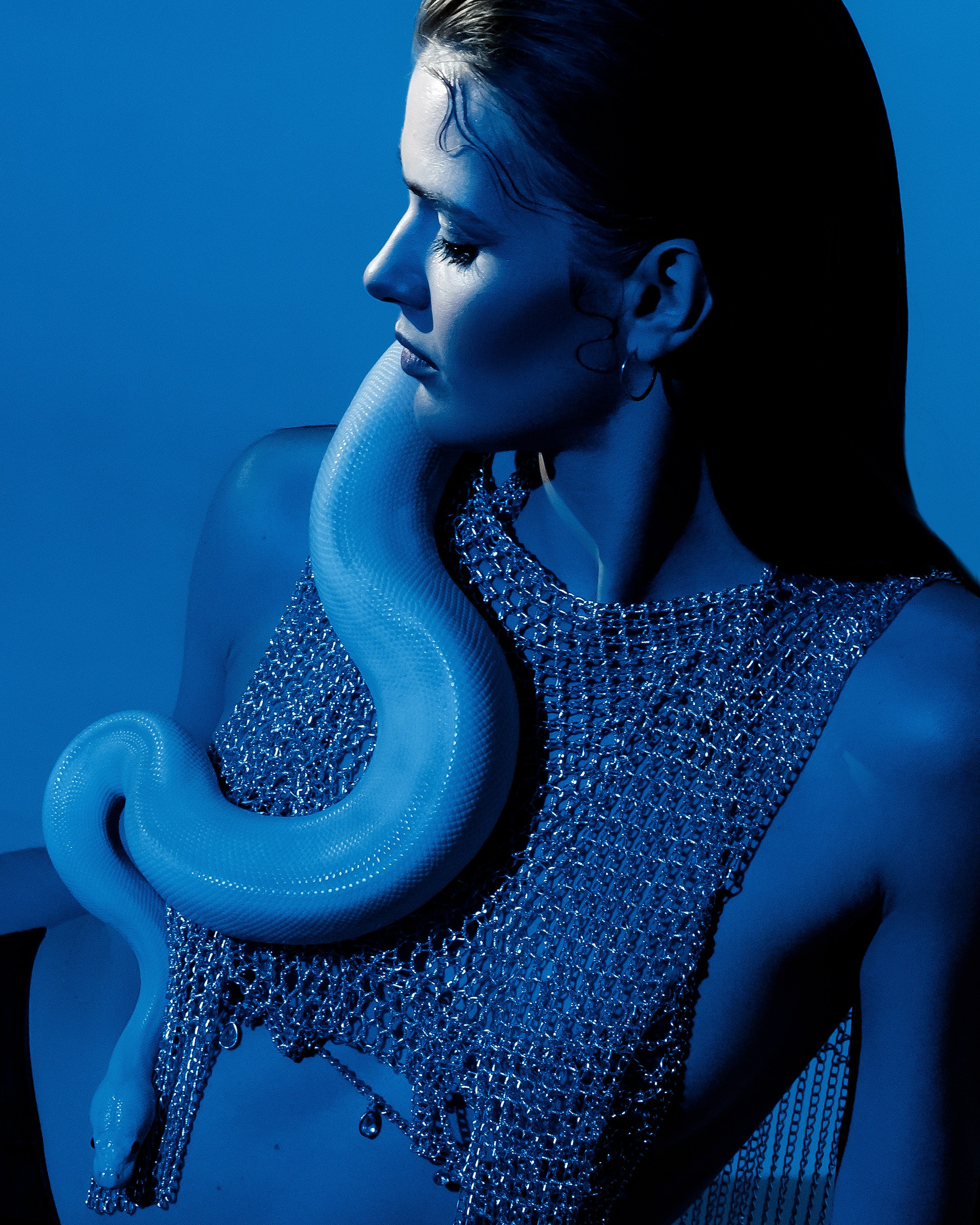 Мастер-класс по свету со змеёй