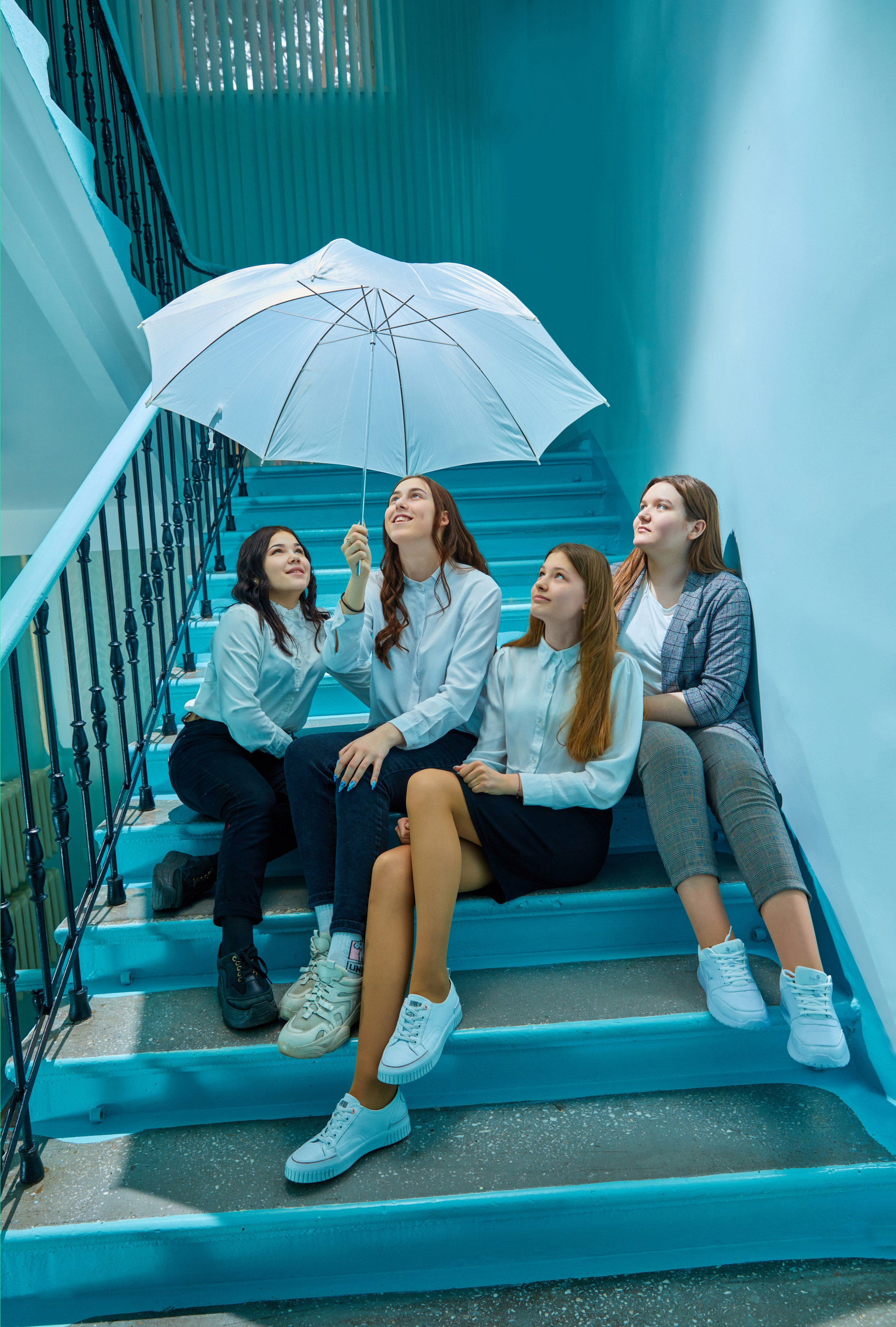 Выпускникам школ и детских садов