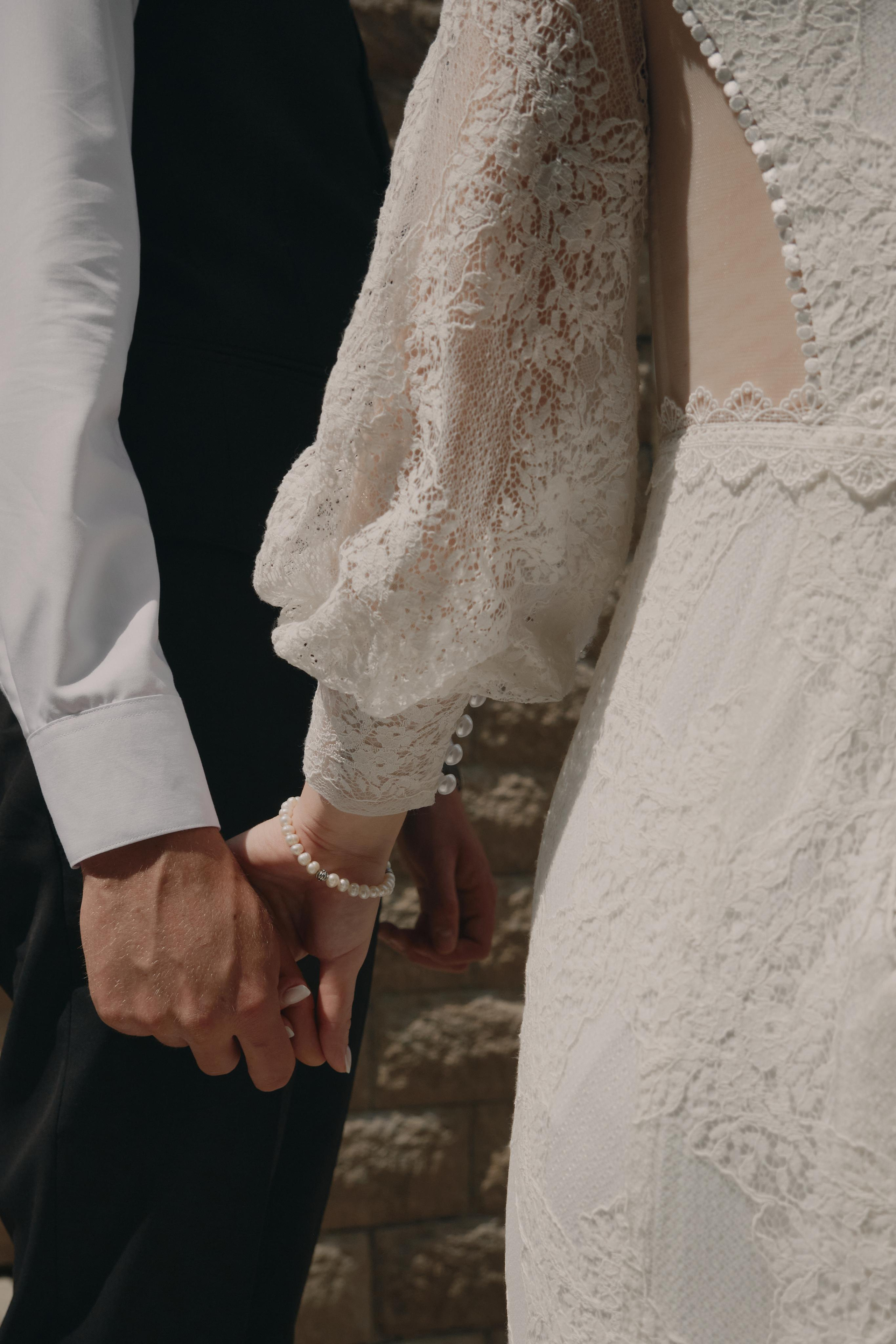 Камерная свадьба на Красной Поляне. Семейный и свадебный фотограф в Краснодаре