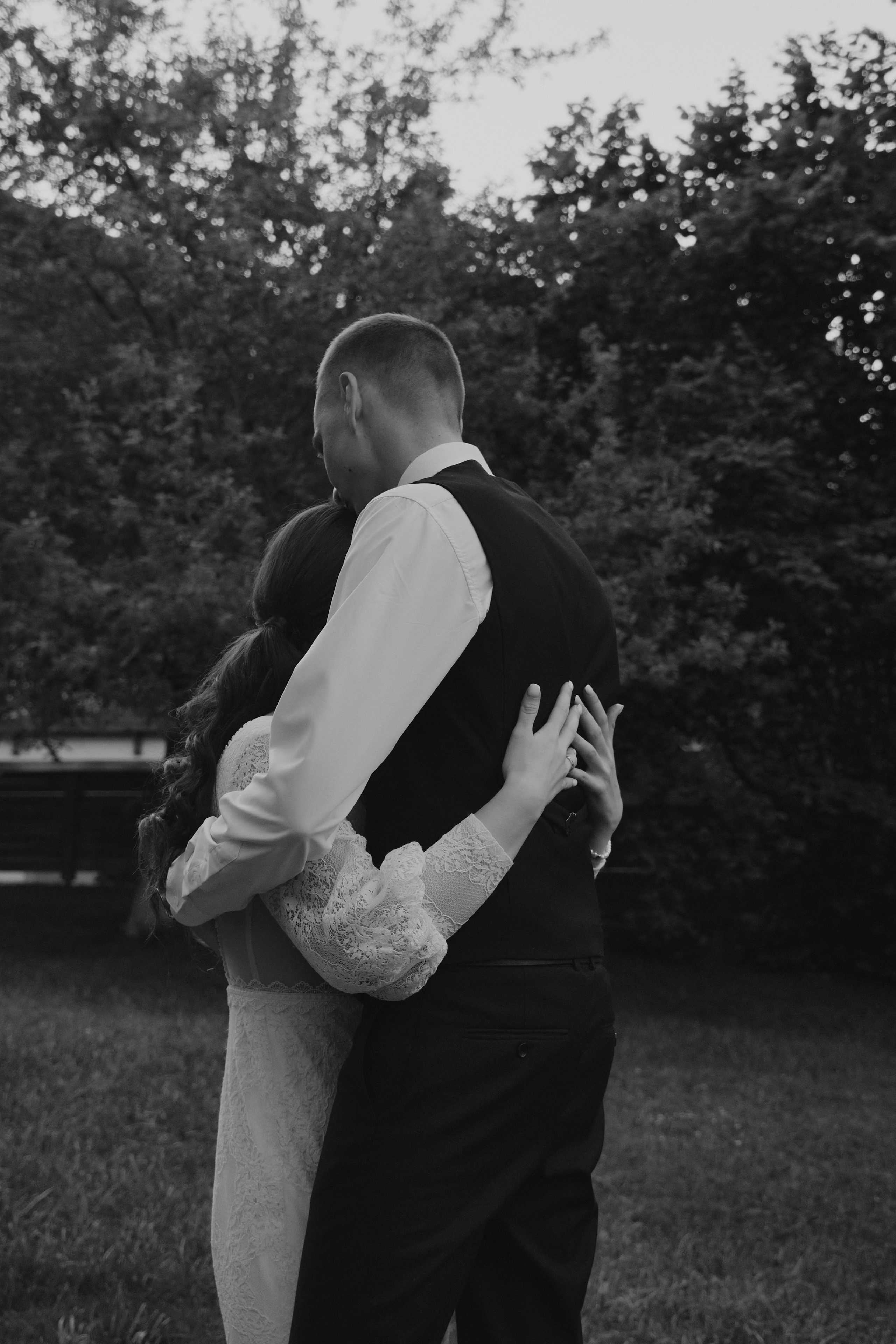 Юрий и Александра. Камерная свадьба в горах. Семейный и свадебный фотограф в Краснодаре