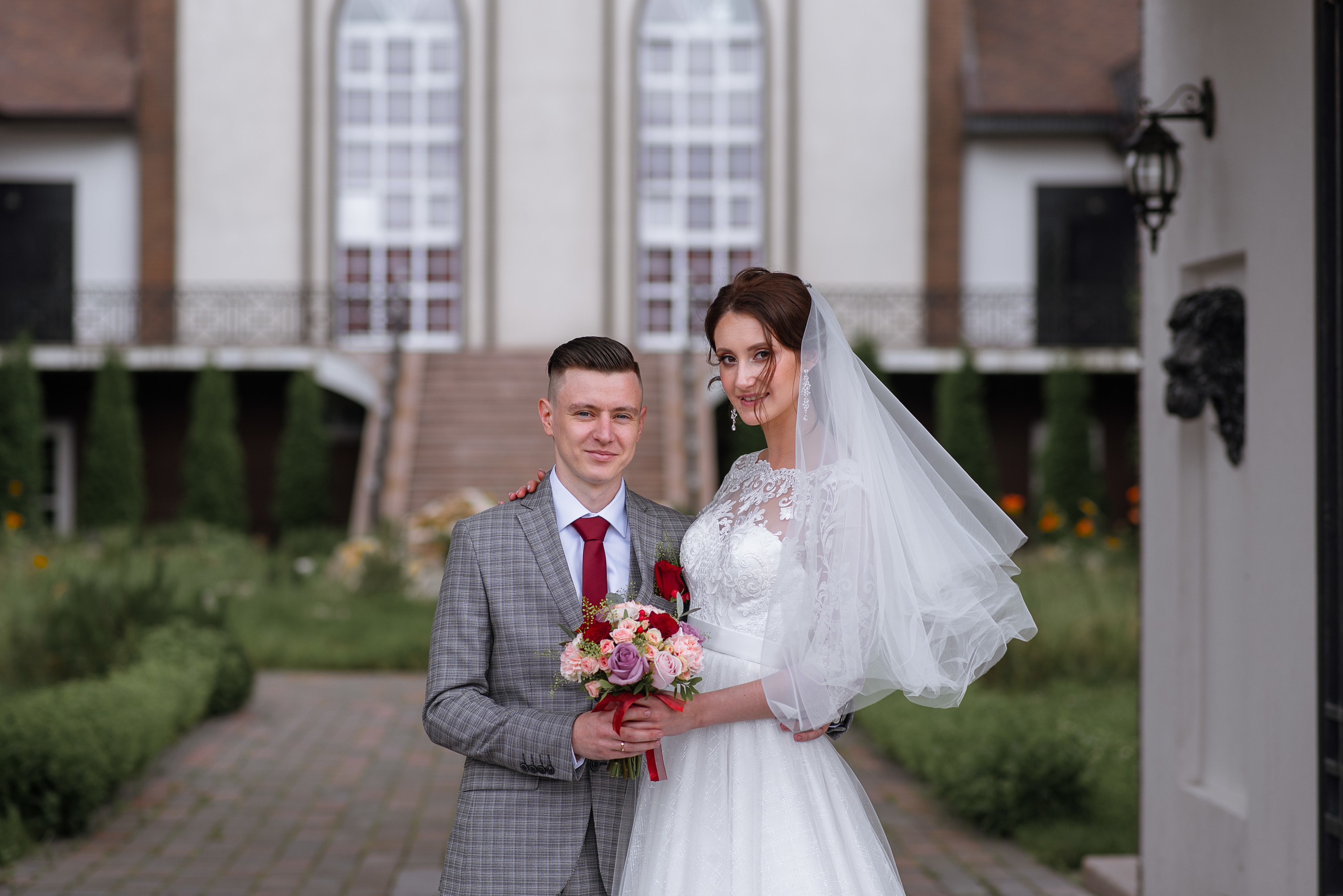 Локация для красивой свадебной прогулки в городе Клин. Свадебный фотограф, видеограф в Клину, Москве, Зеленограде, Калабушкин