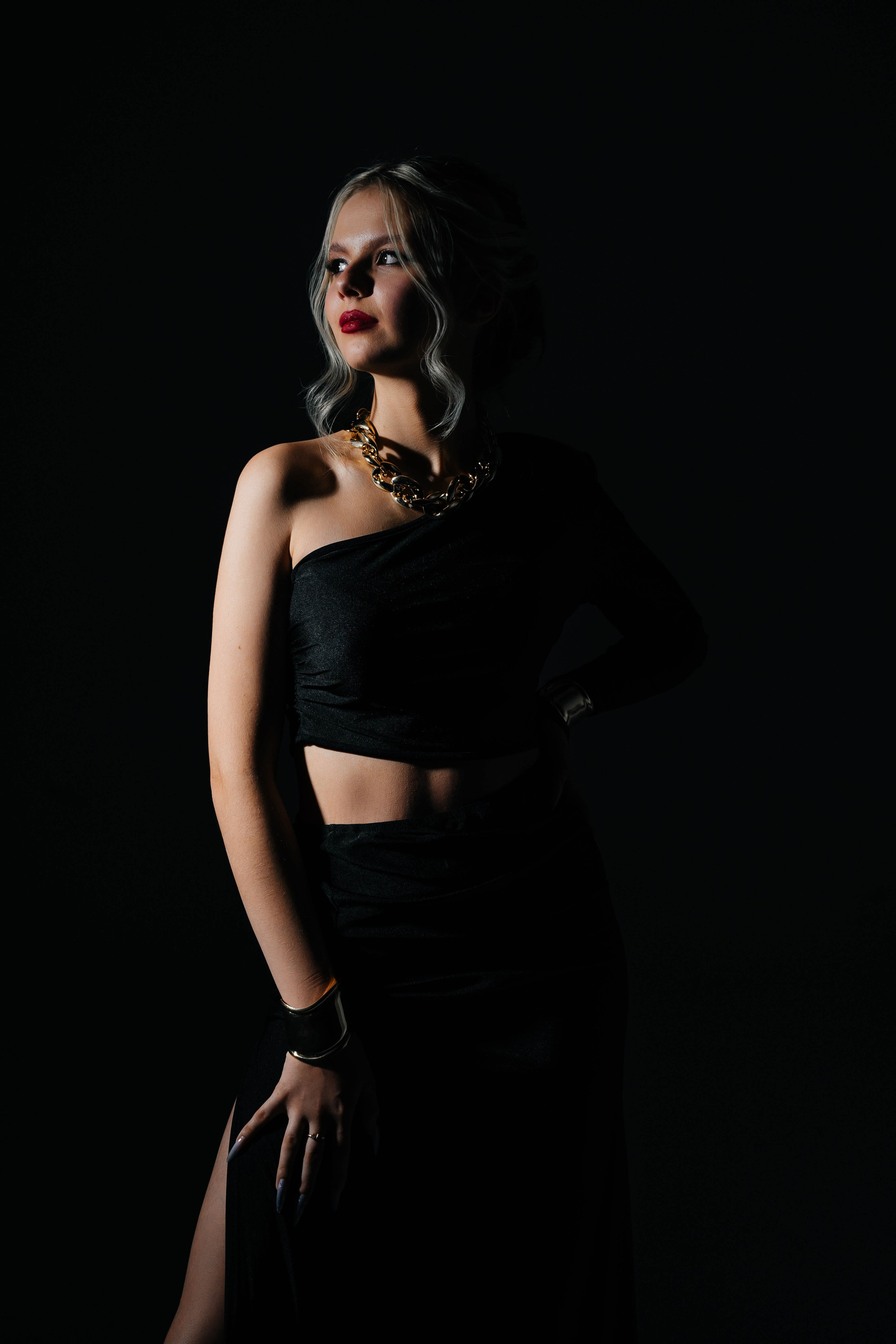 Студийный минимализм. Виктория Алпеева — фотограф по любви