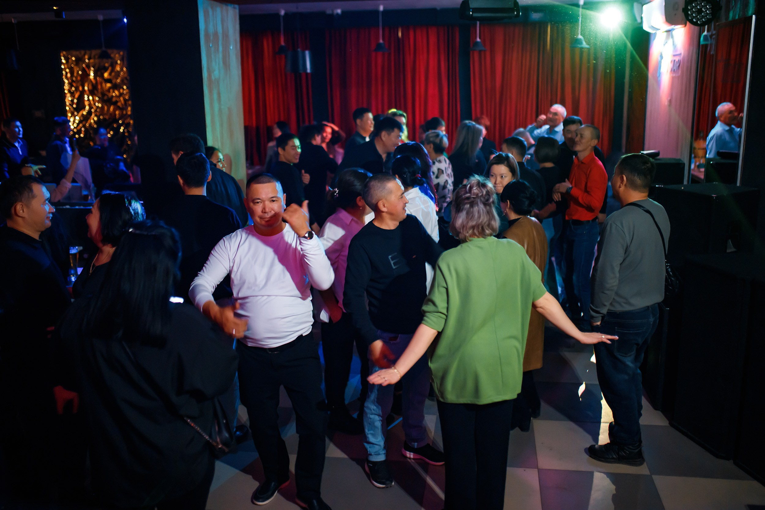 Two Star. Кипятком Павлодар