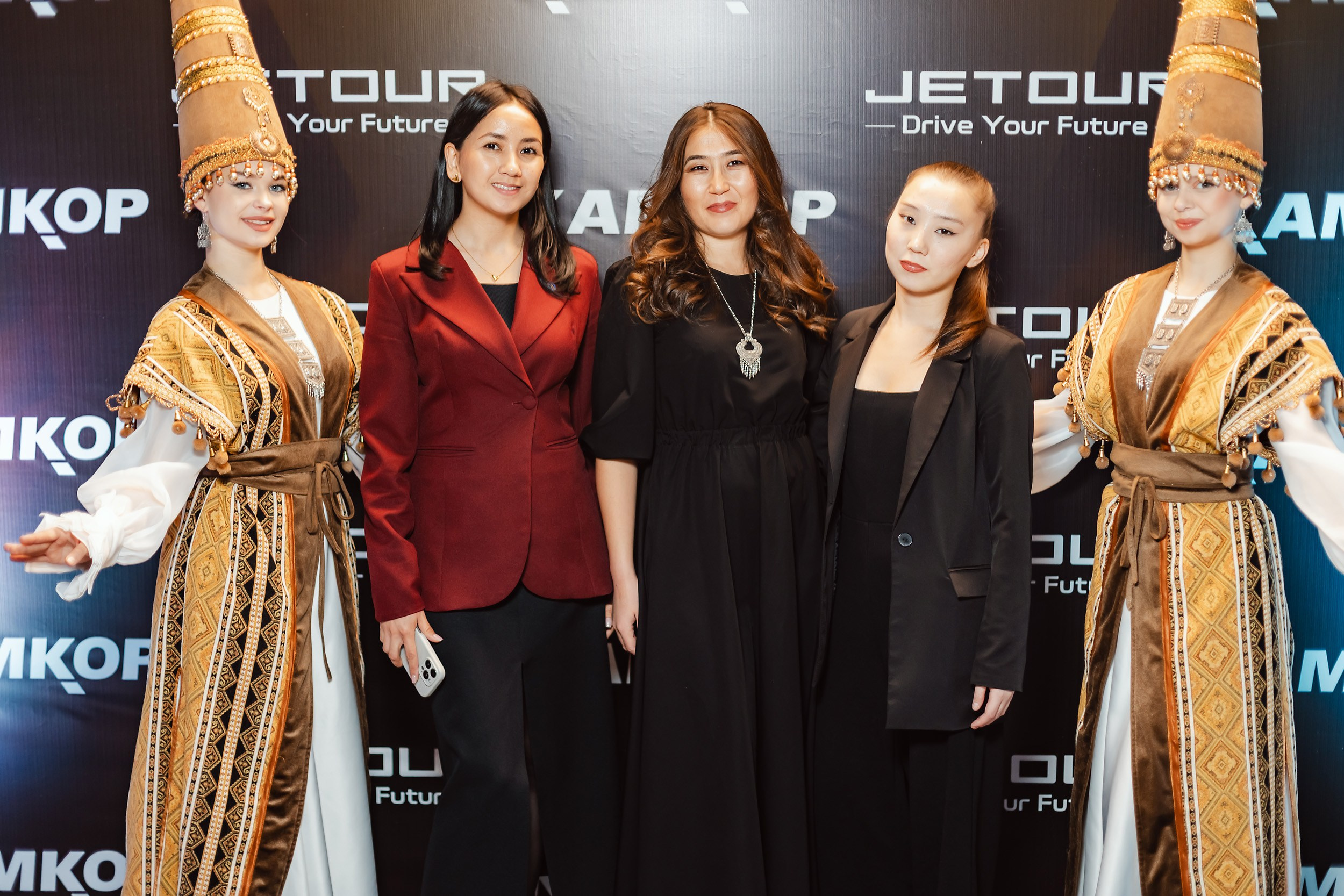 Открытие Jetour. Кипятком Павлодар