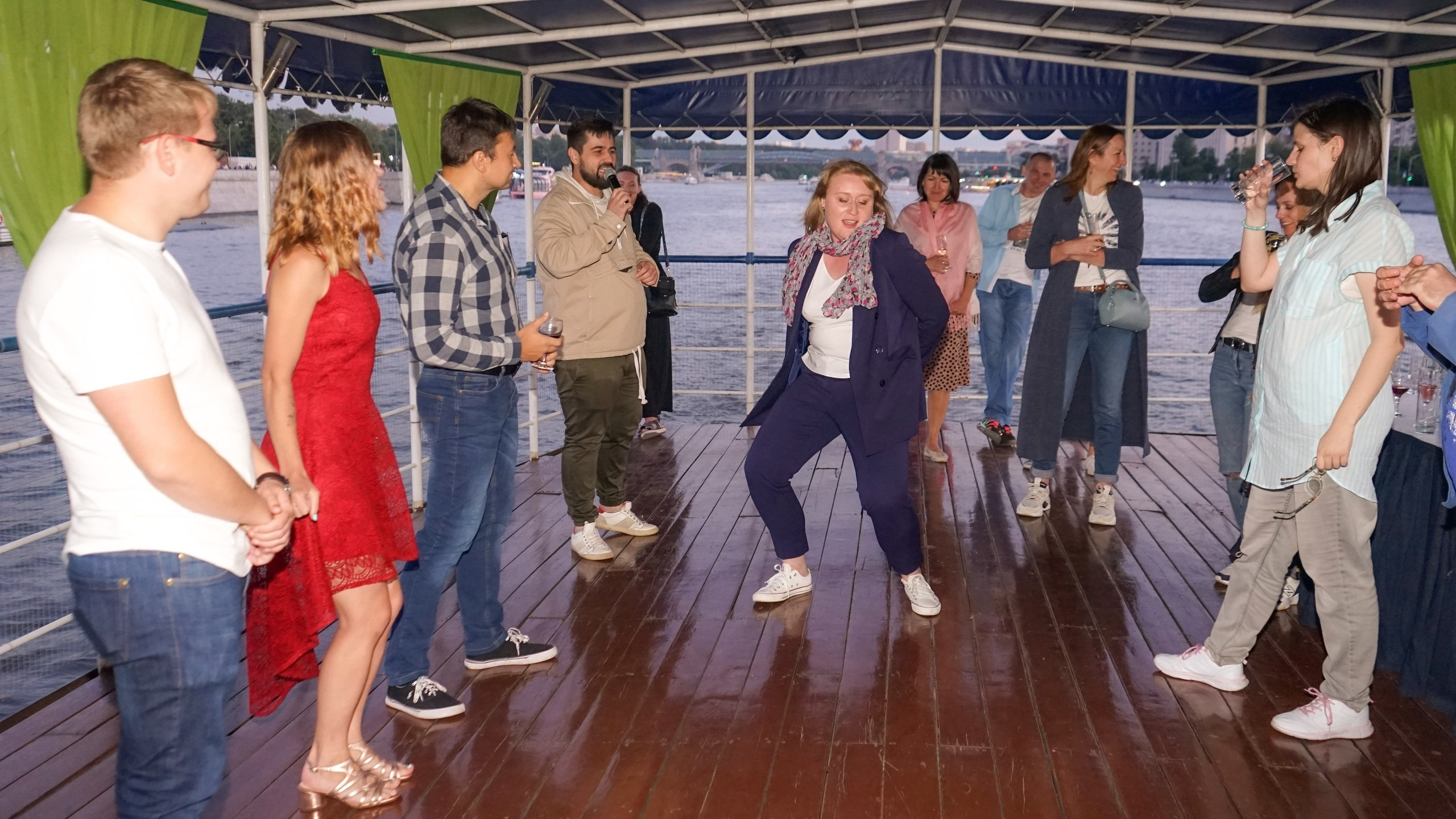 Танцы на воде | 24.07.21. Галерея Фантим