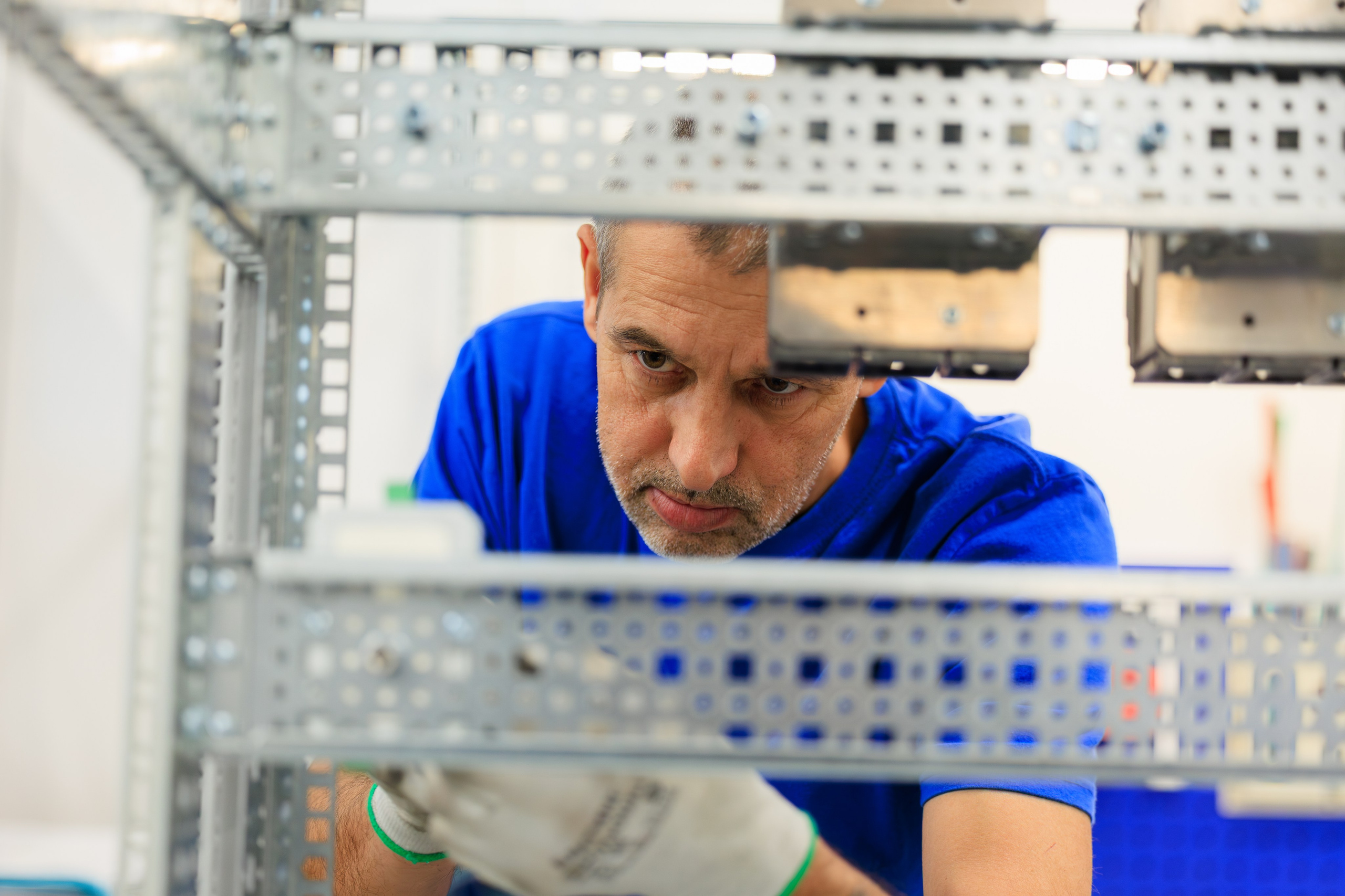 Вольтаг — Экскурсия по производству. Контент для бизнеса в Екатеринбурге Полдень Медиа