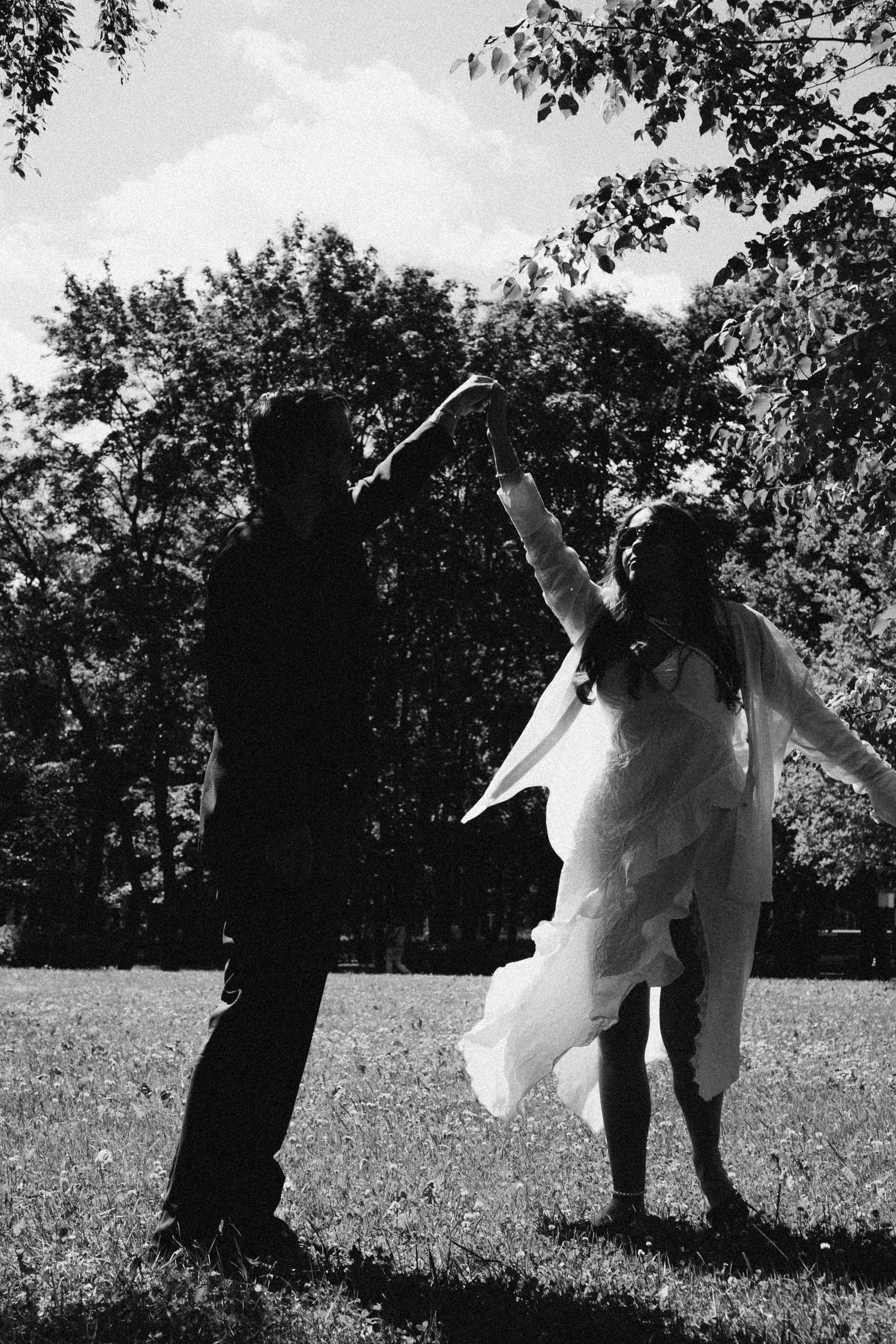 СВАДЕБНАЯ СЬЕМКА В ПАРКЕ ПОБЕДЫ И ПРОГУЛКА ПО МОСКОВСКОМУ ПРОСПЕКТУ. Профессиональный фотограф, Санкт-Петербург — Виктория Богомолова