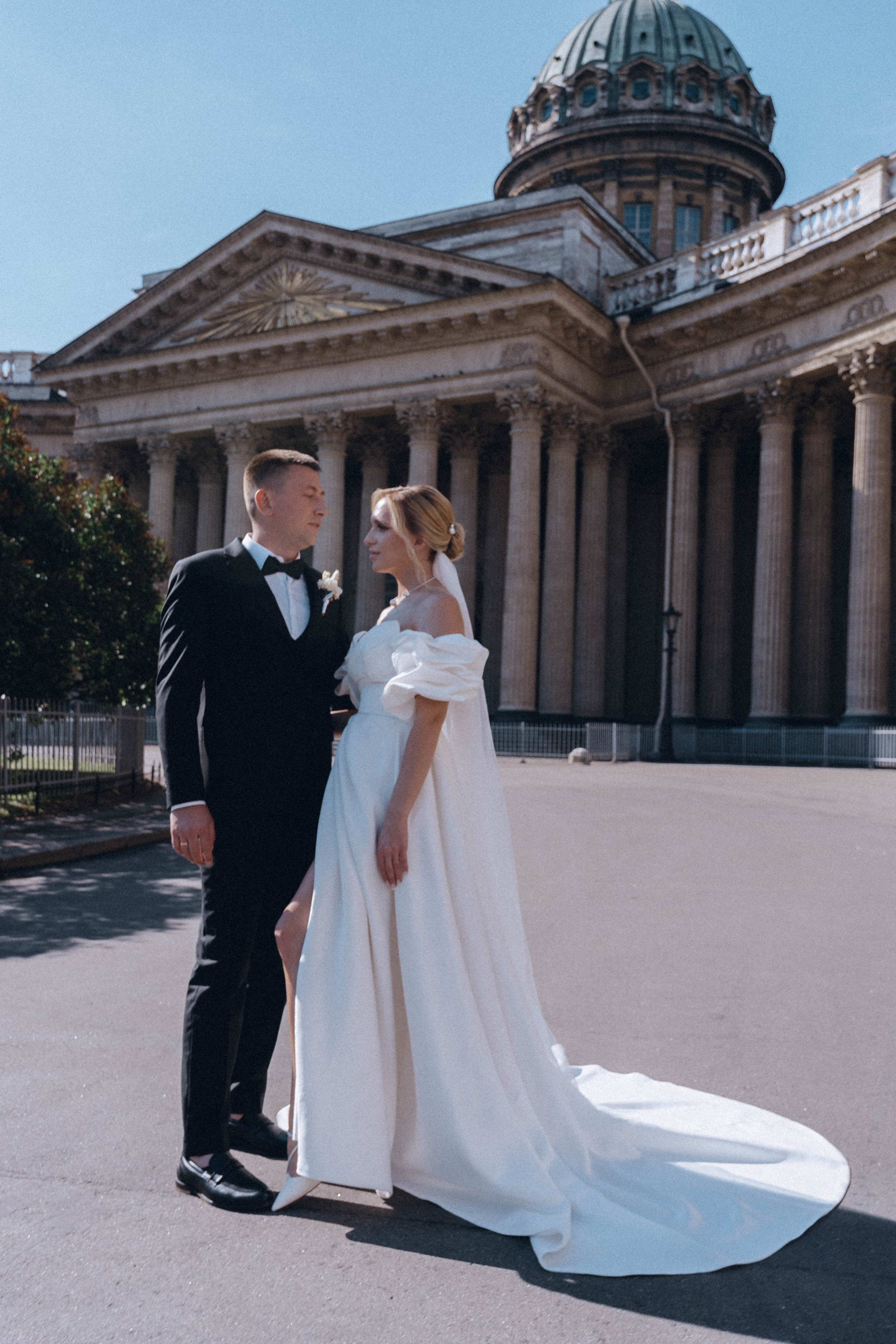 СВАДЕНБНАЯ СЬЕМКА НА КАТЕРЕ ПО КАНАЛАМ САНКТ-ПЕТЕРБУРГА И В АКВАТОРИИ НЕВЫ. Профессиональный фотограф, Санкт-Петербург — Виктория Богомолова