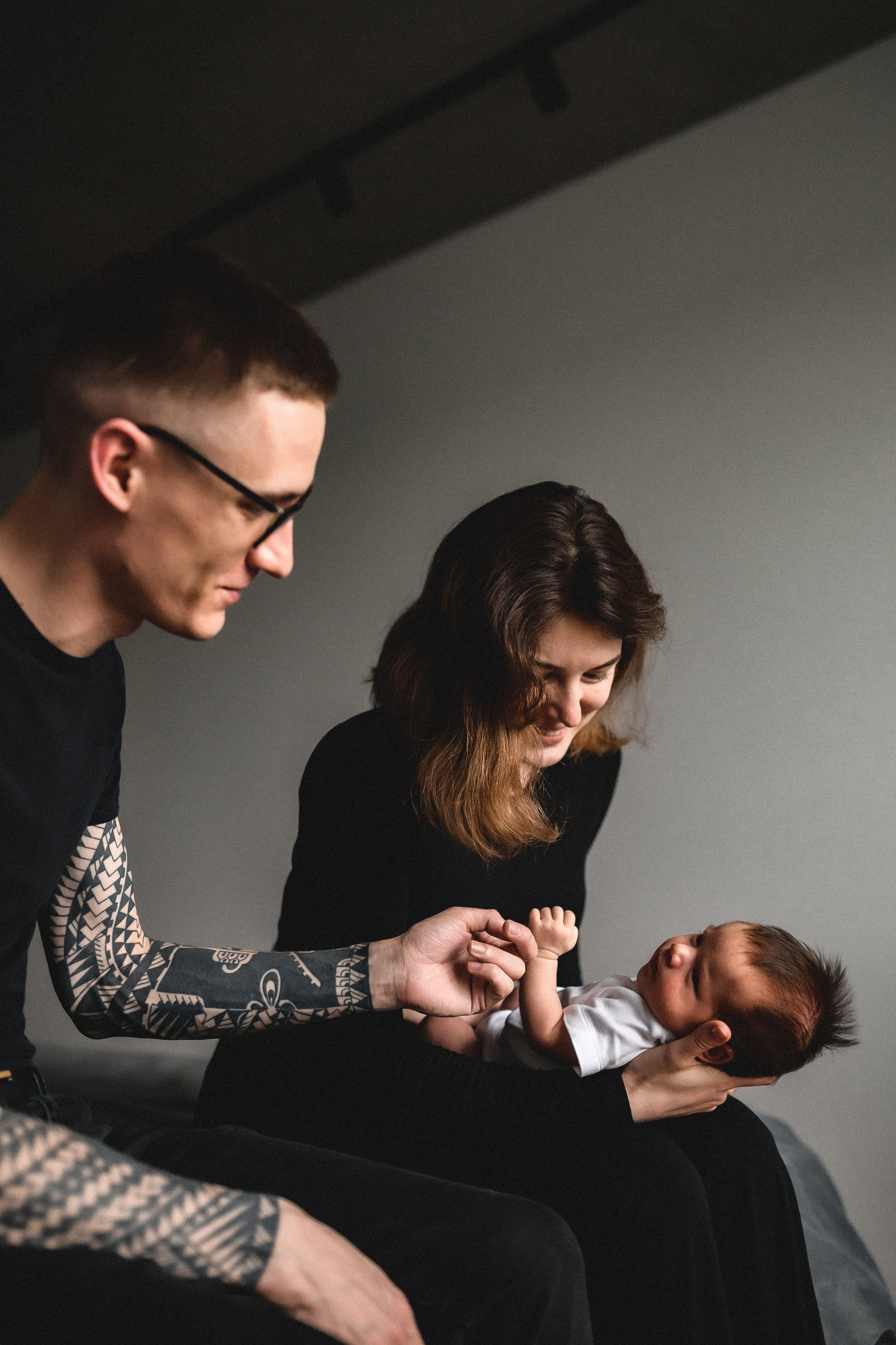 Руслан, Марта и Кира дома. Семейный и свадебный lifestyle-фотограф в Москве Мария Петрова